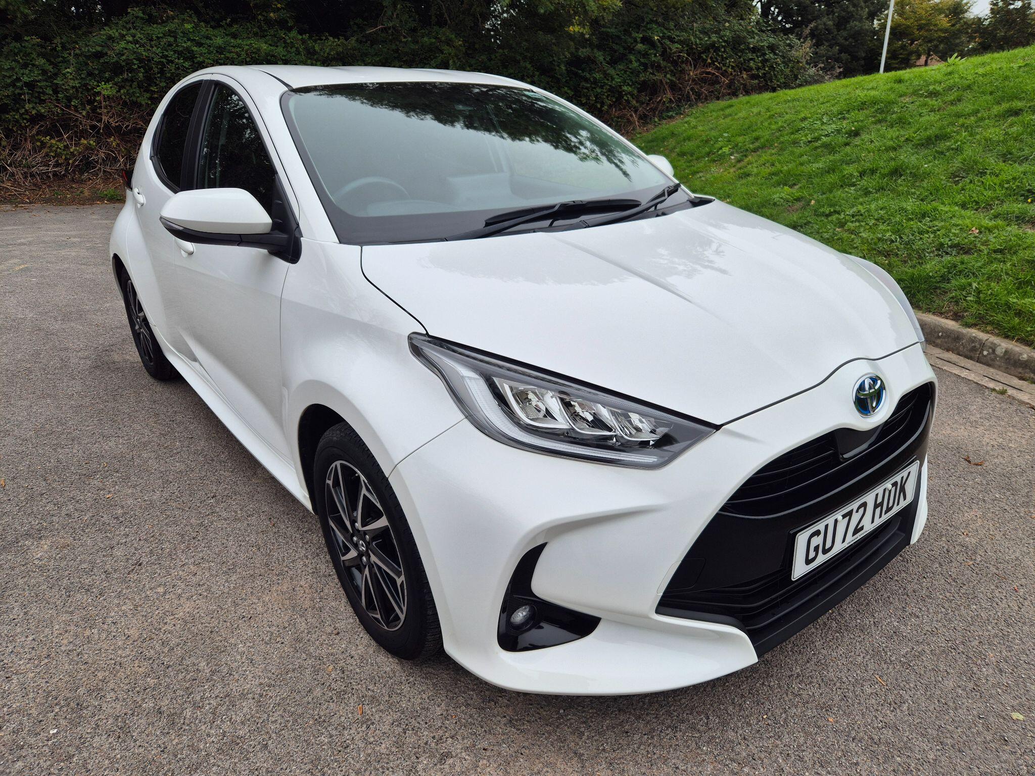Main listing image - Toyota Yaris