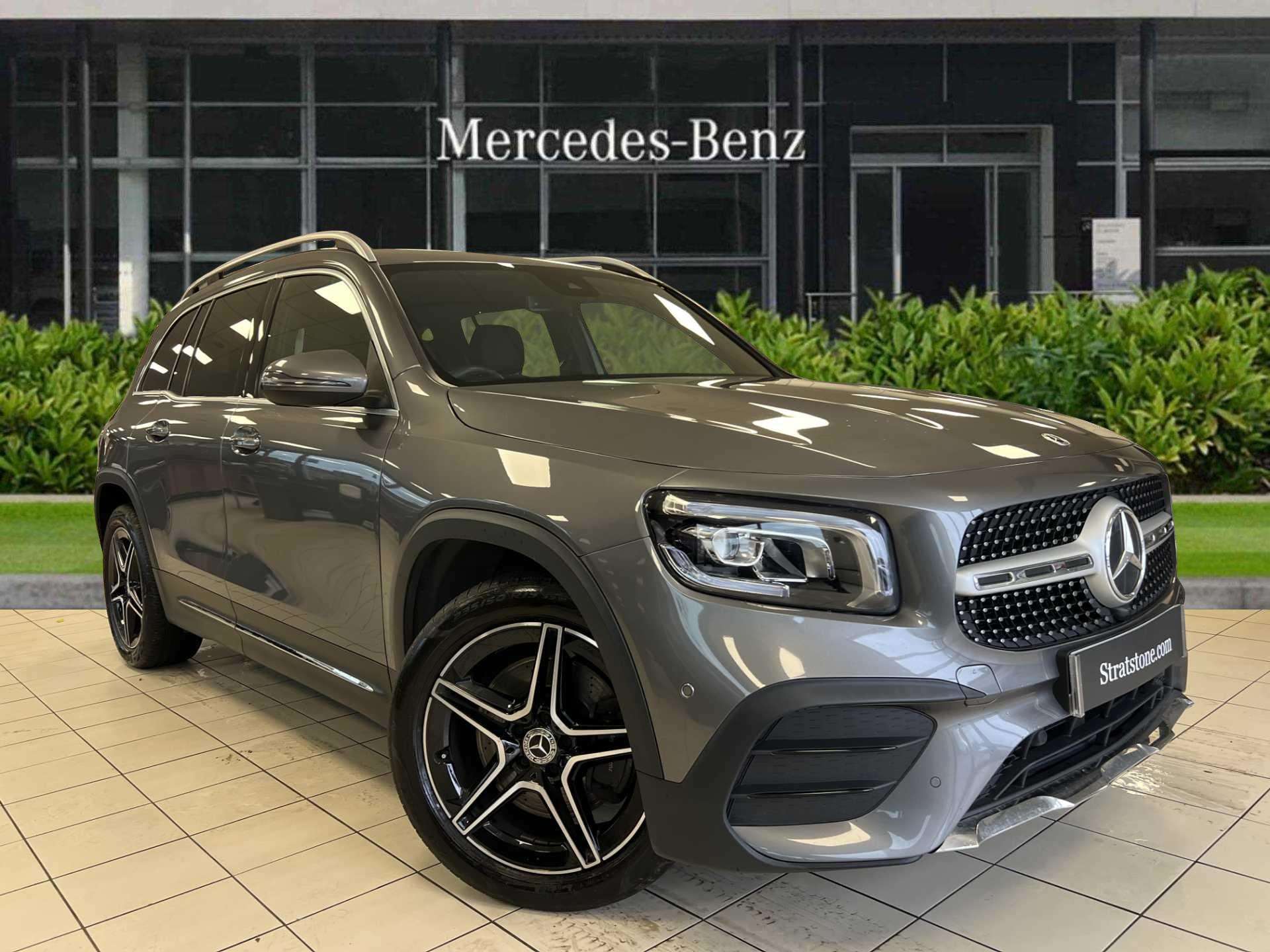 Main listing image - Mercedes-Benz GLB