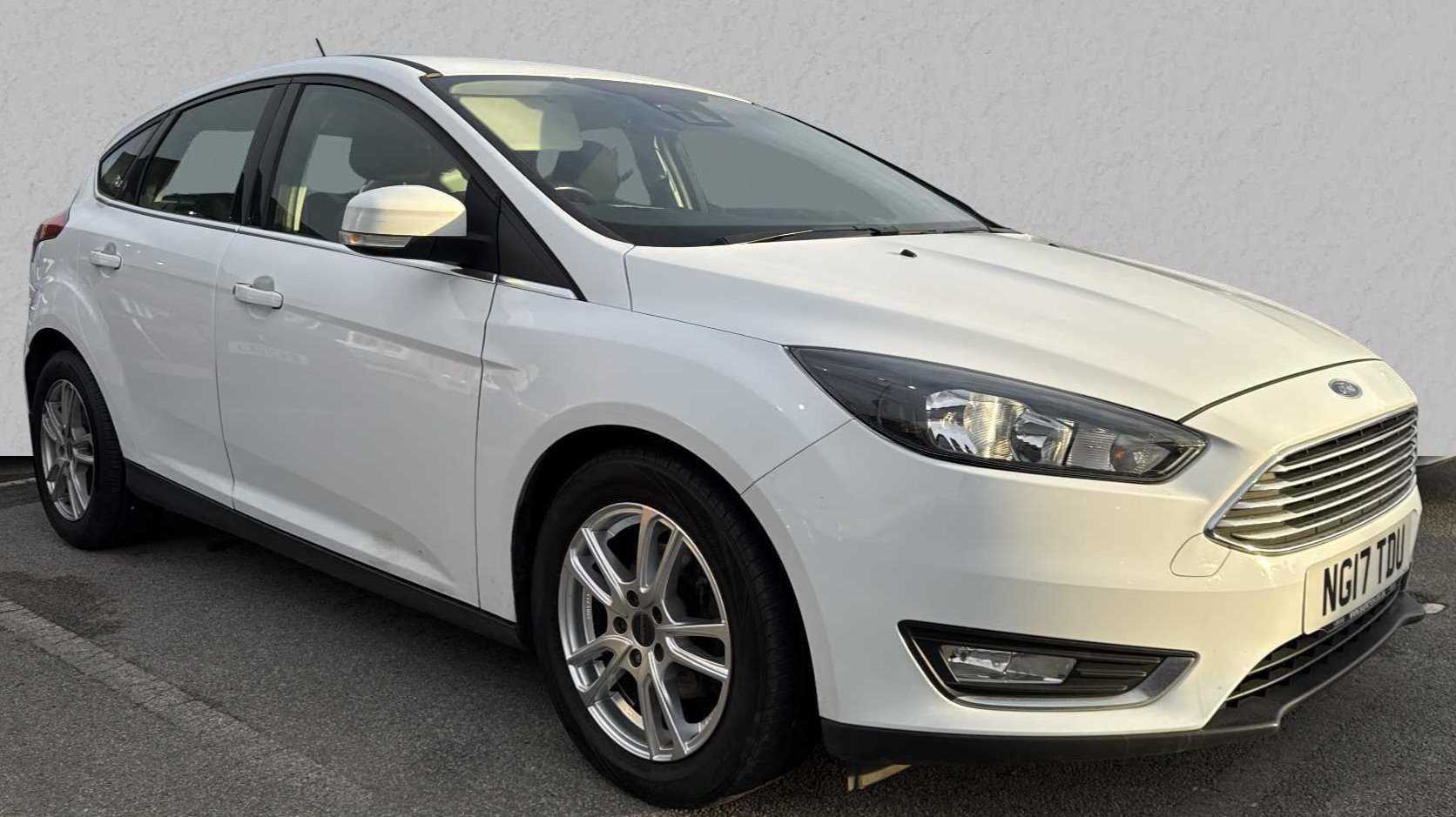 Main listing image - Ford Focus