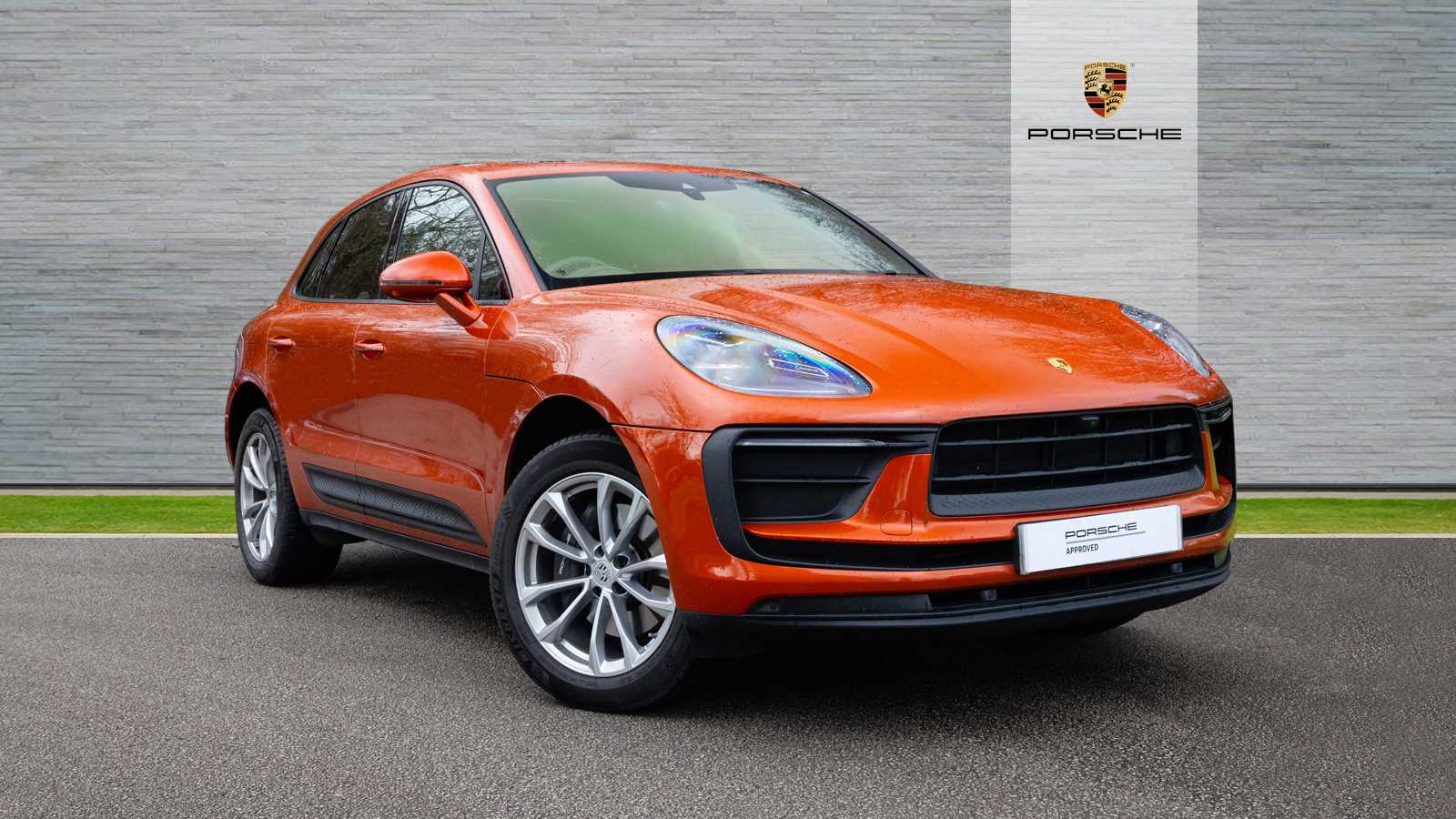 Main listing image - Porsche Macan