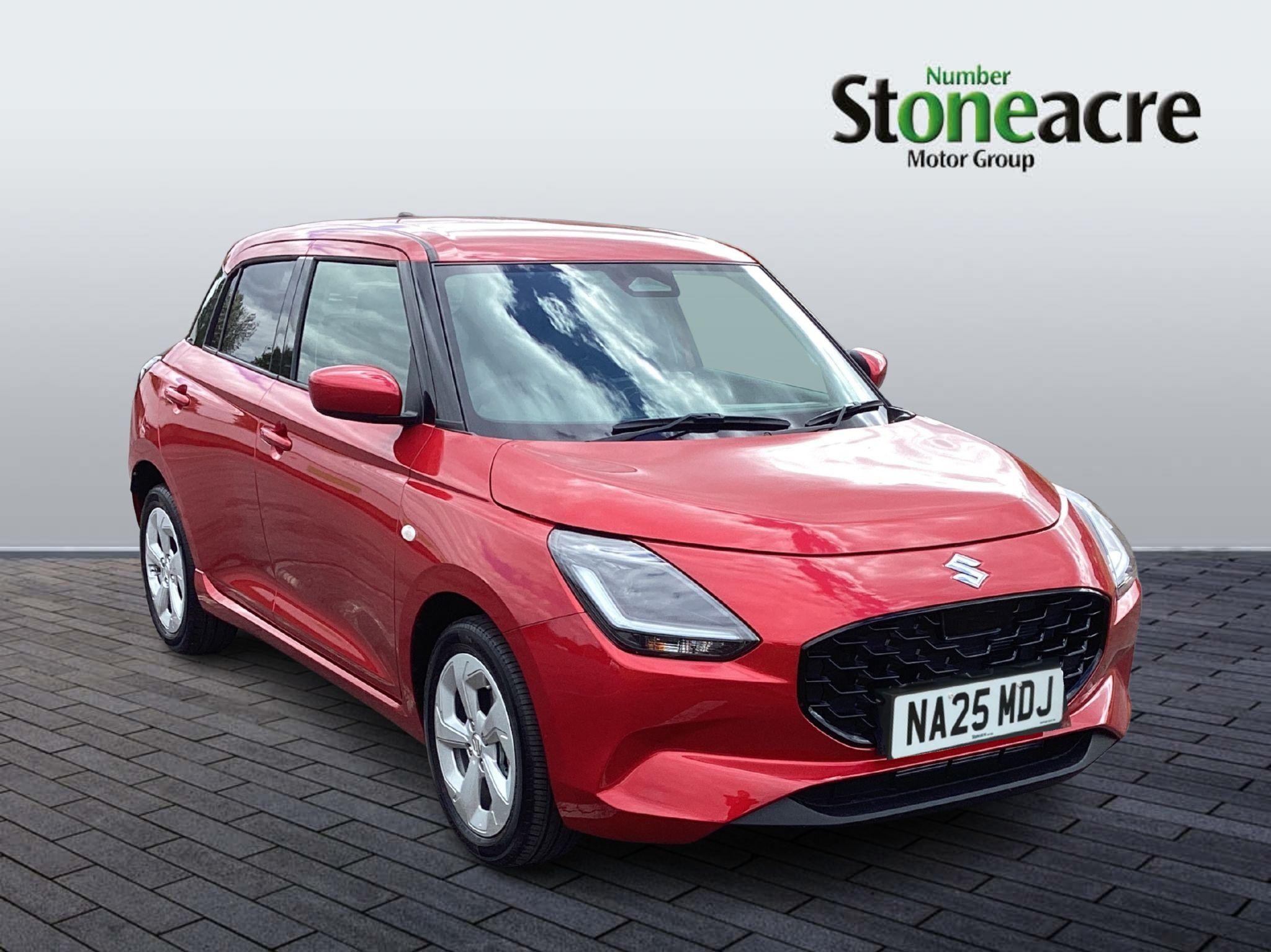 Main listing image - Suzuki Swift