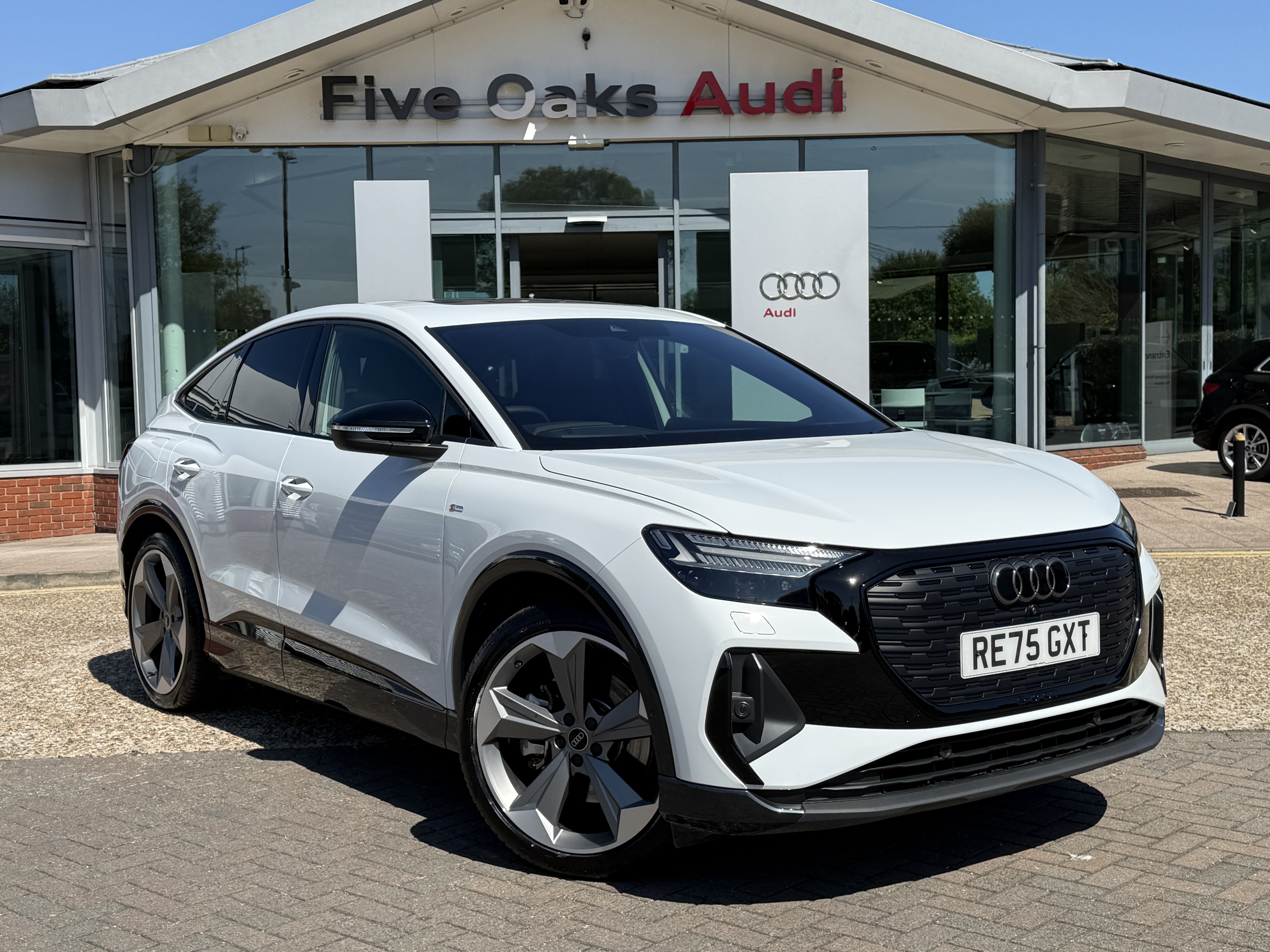 Main listing image - Audi Q4