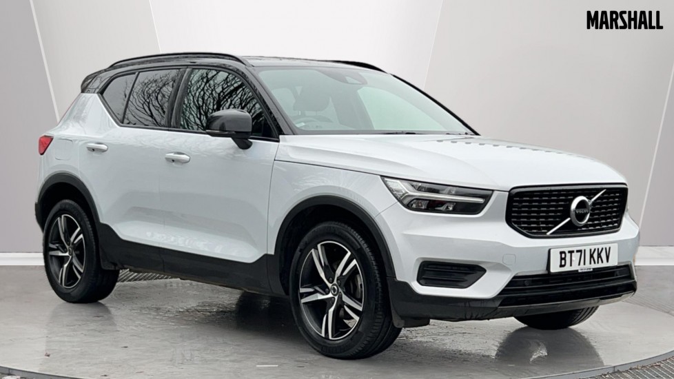 Main listing image - Volvo XC40