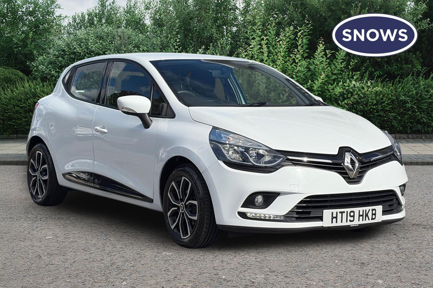 Main listing image - Renault Clio