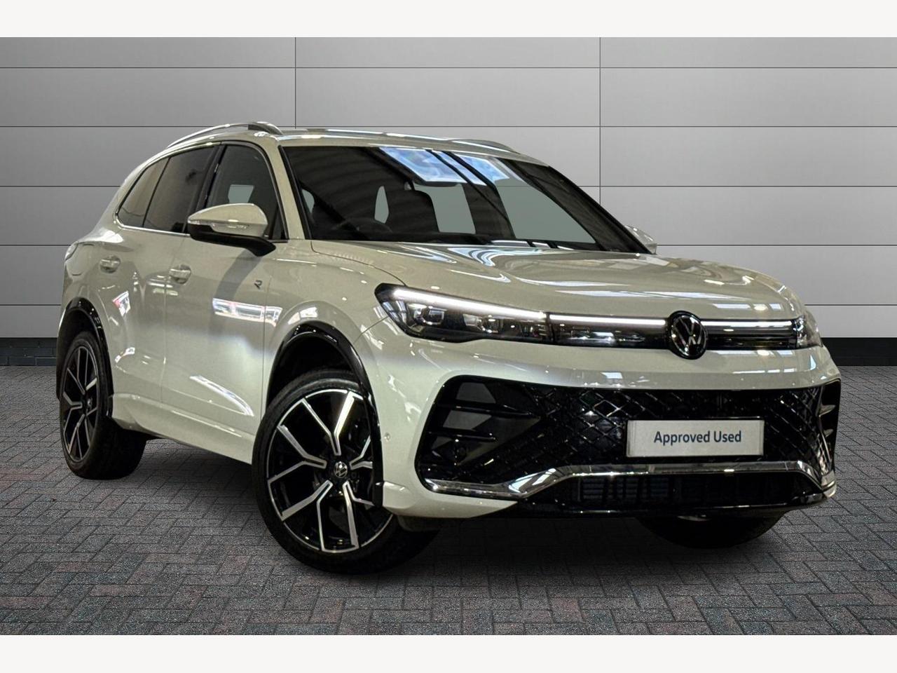Main listing image - Volkswagen Tiguan