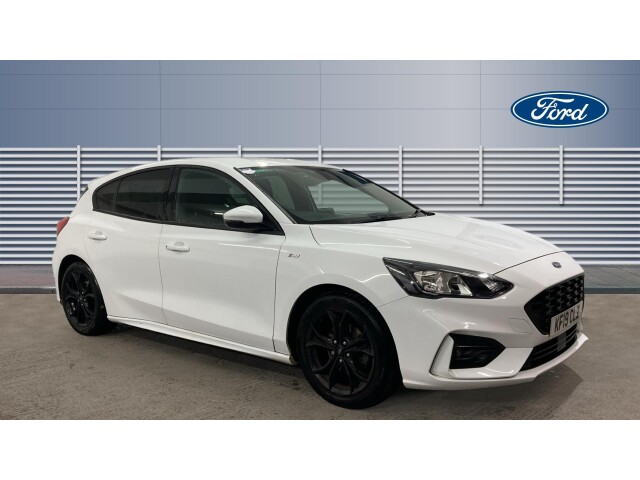 Main listing image - Ford Focus