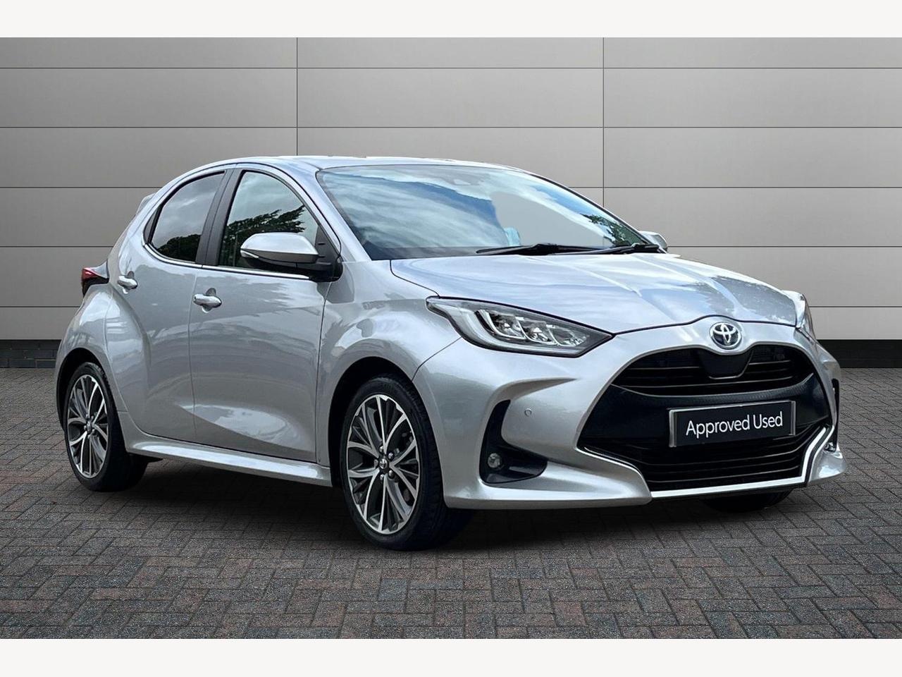 Main listing image - Toyota Yaris