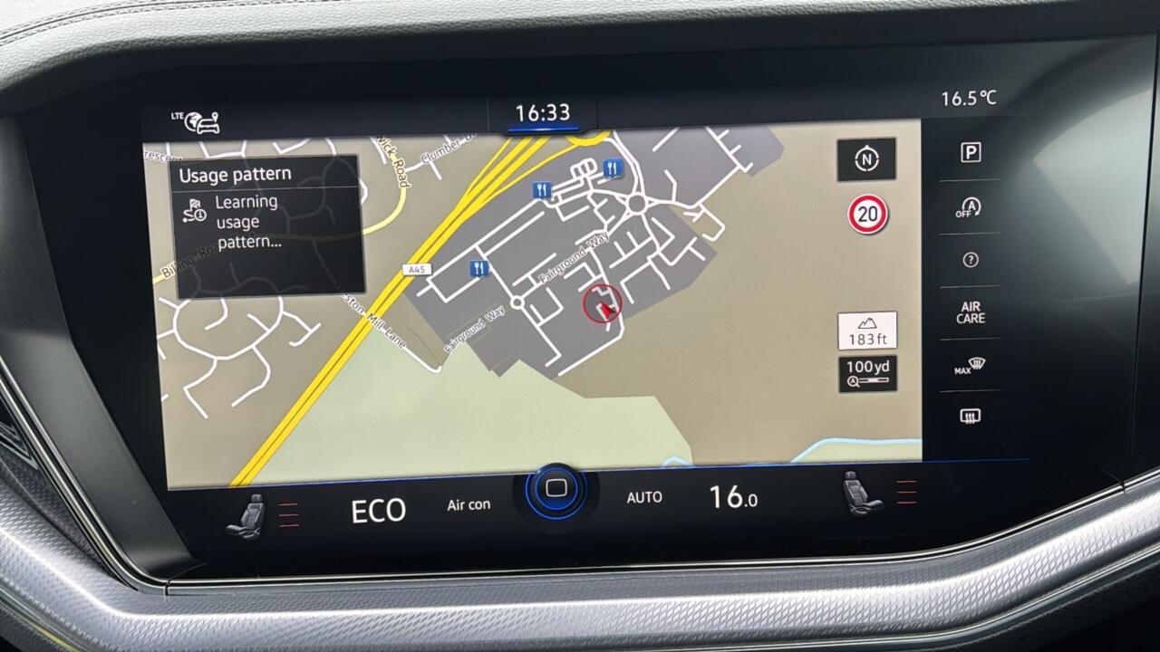 Main listing image - Volkswagen Touareg