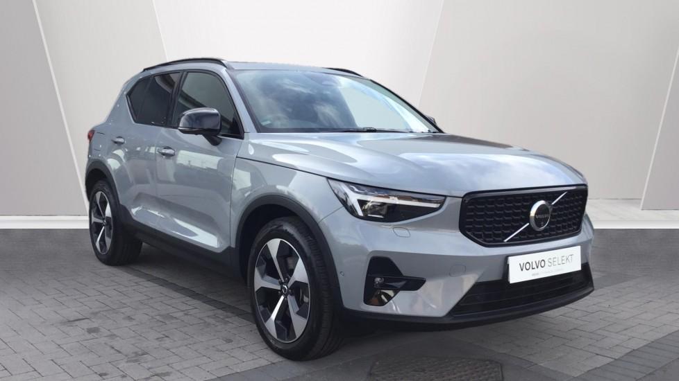 Main listing image - Volvo XC40
