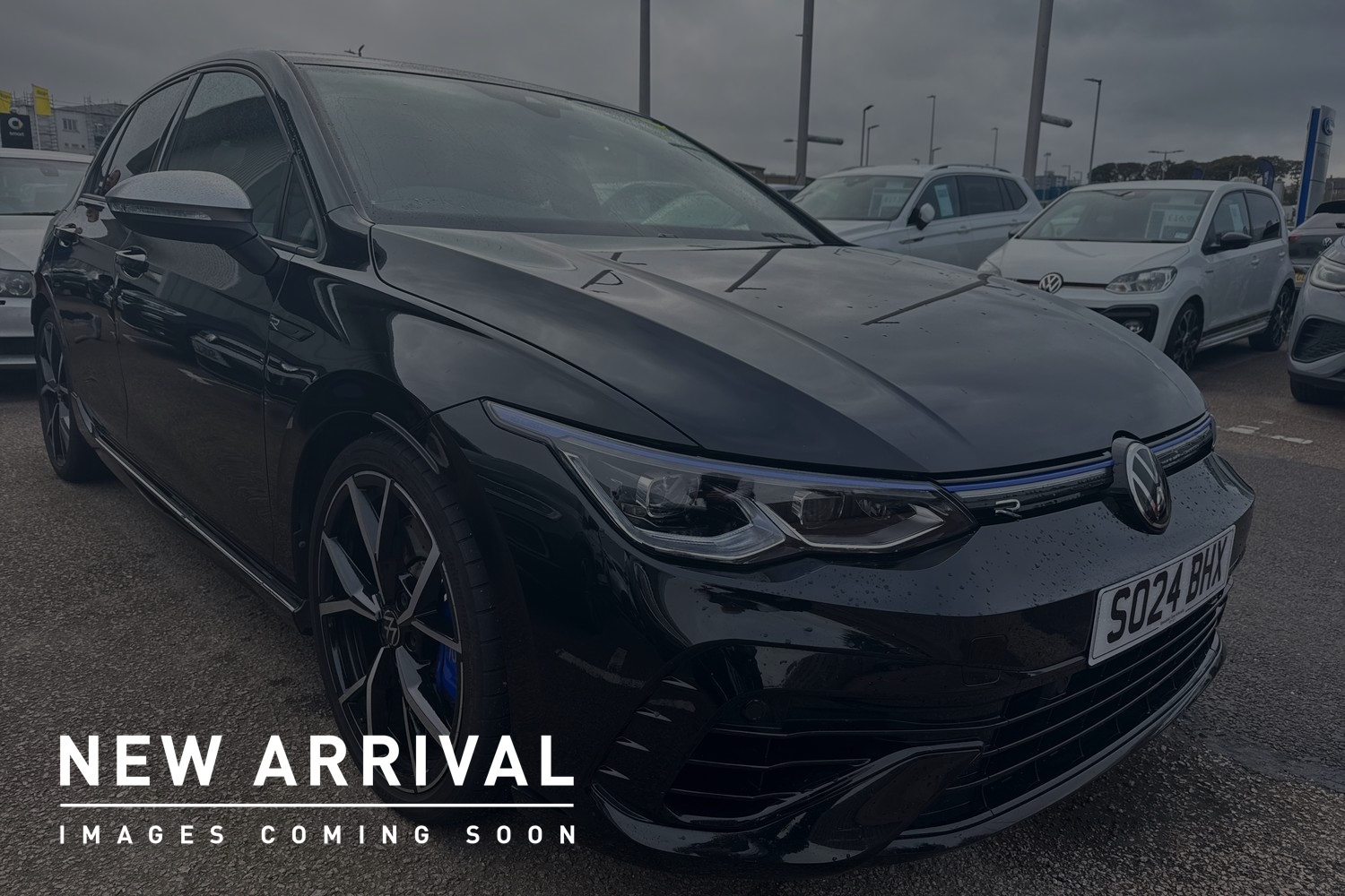 Main listing image - Volkswagen Golf R
