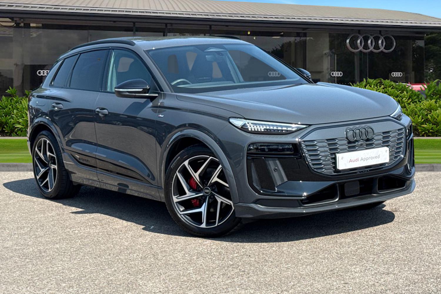 Main listing image - Audi Q6