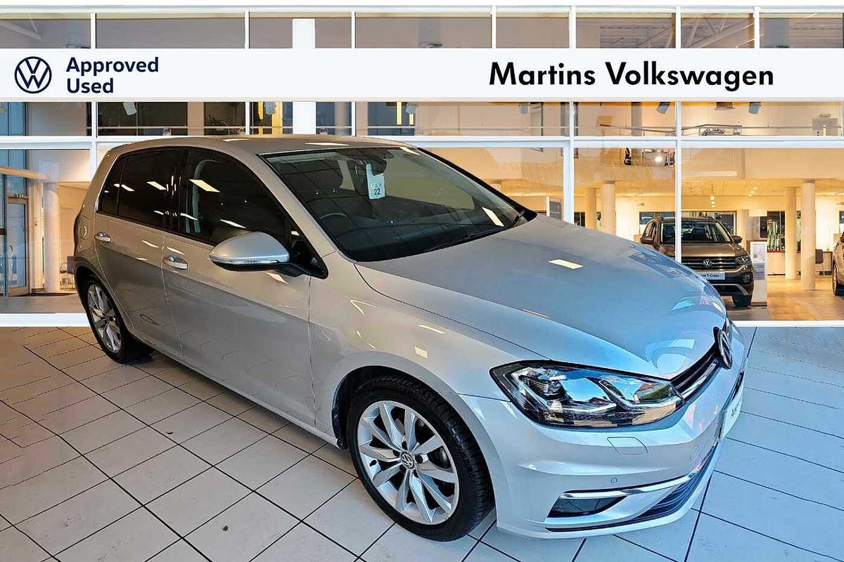 Main listing image - Volkswagen Golf