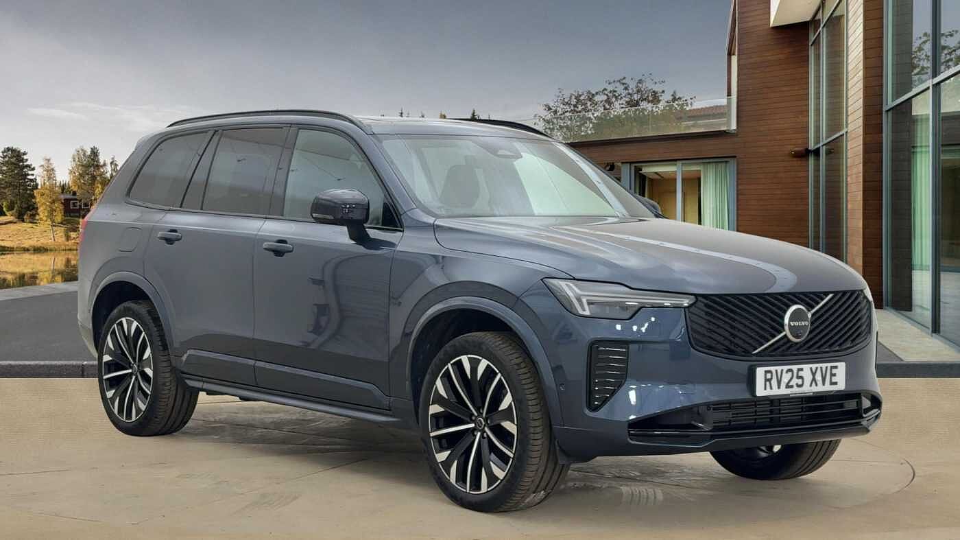 Main listing image - Volvo XC90