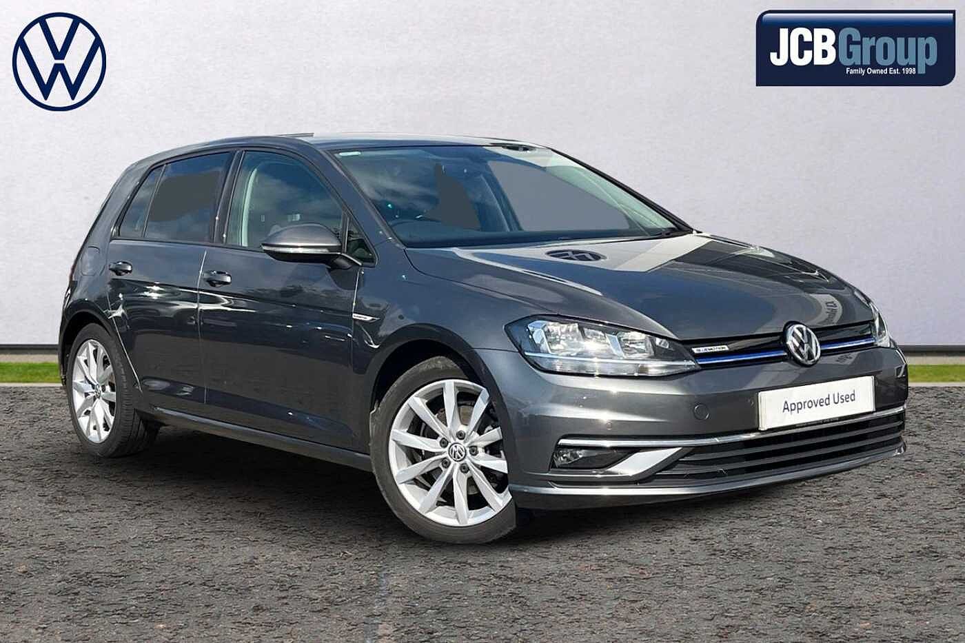 Main listing image - Volkswagen Golf