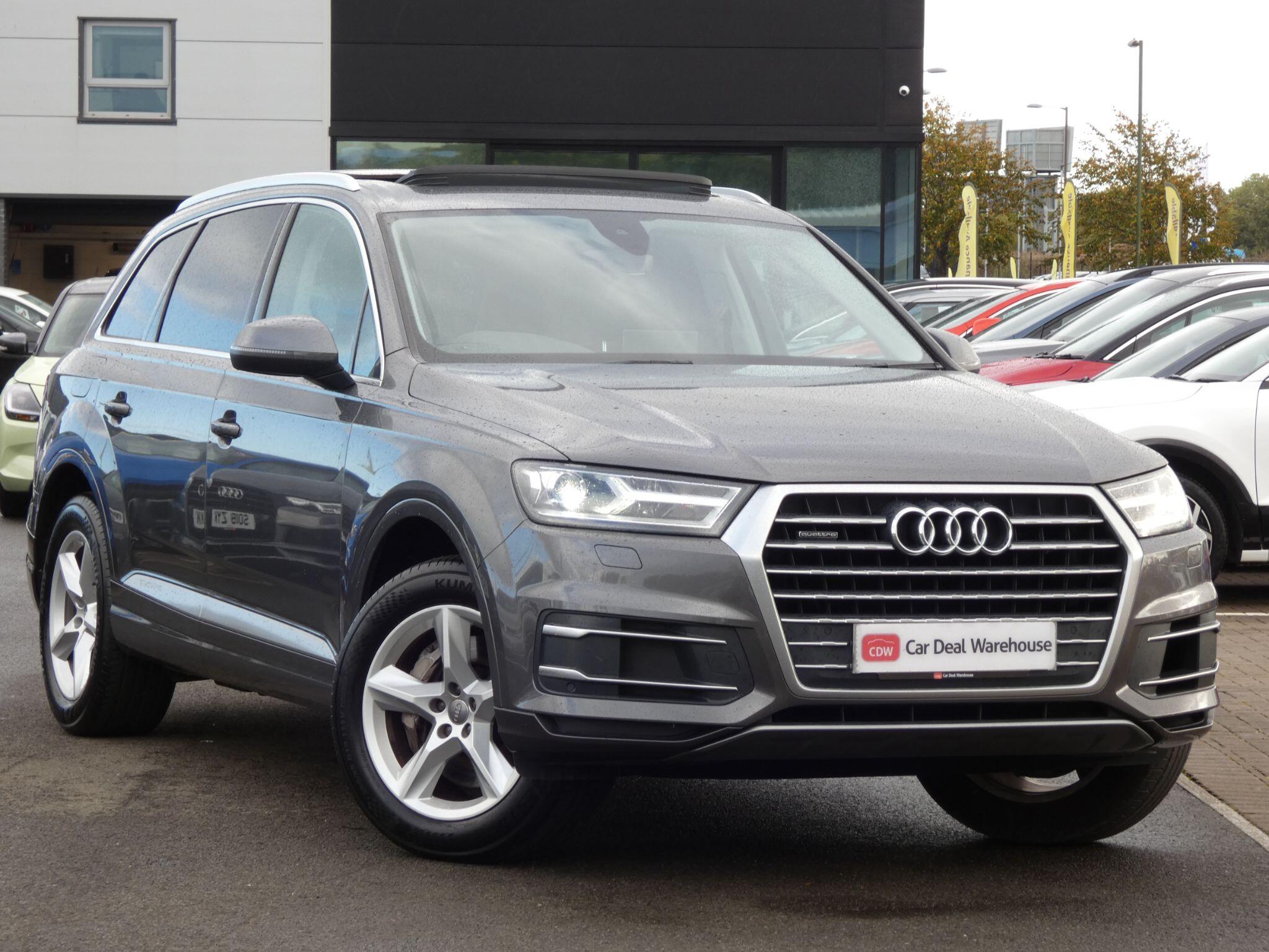 Main listing image - Audi Q7