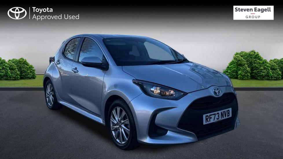 Main listing image - Toyota Yaris