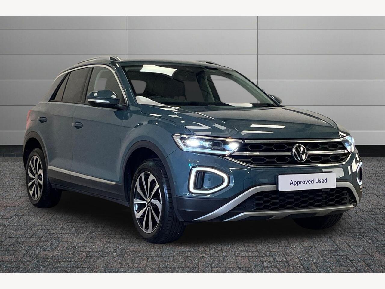 Main listing image - Volkswagen T-Roc