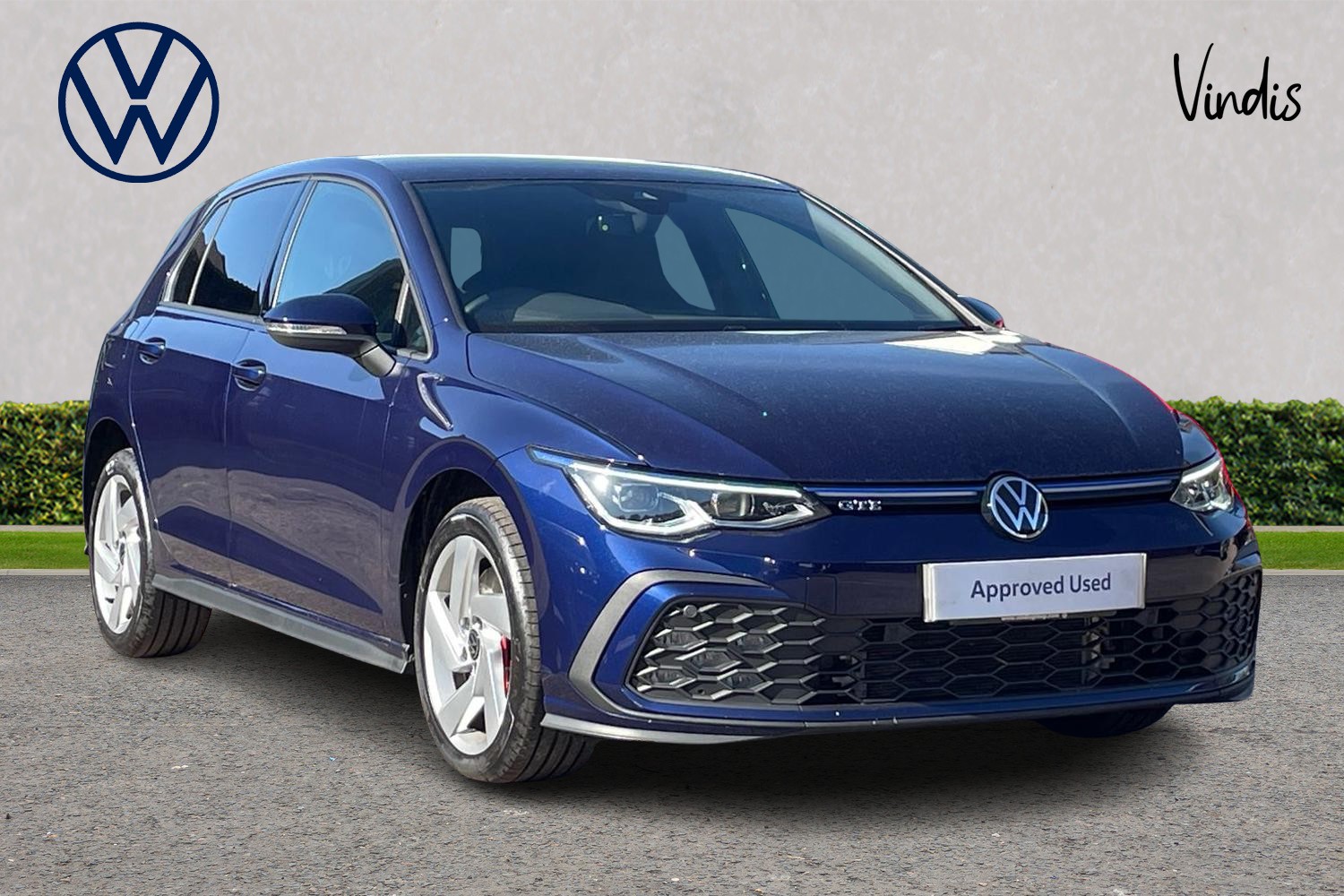 Main listing image - Volkswagen Golf GTE
