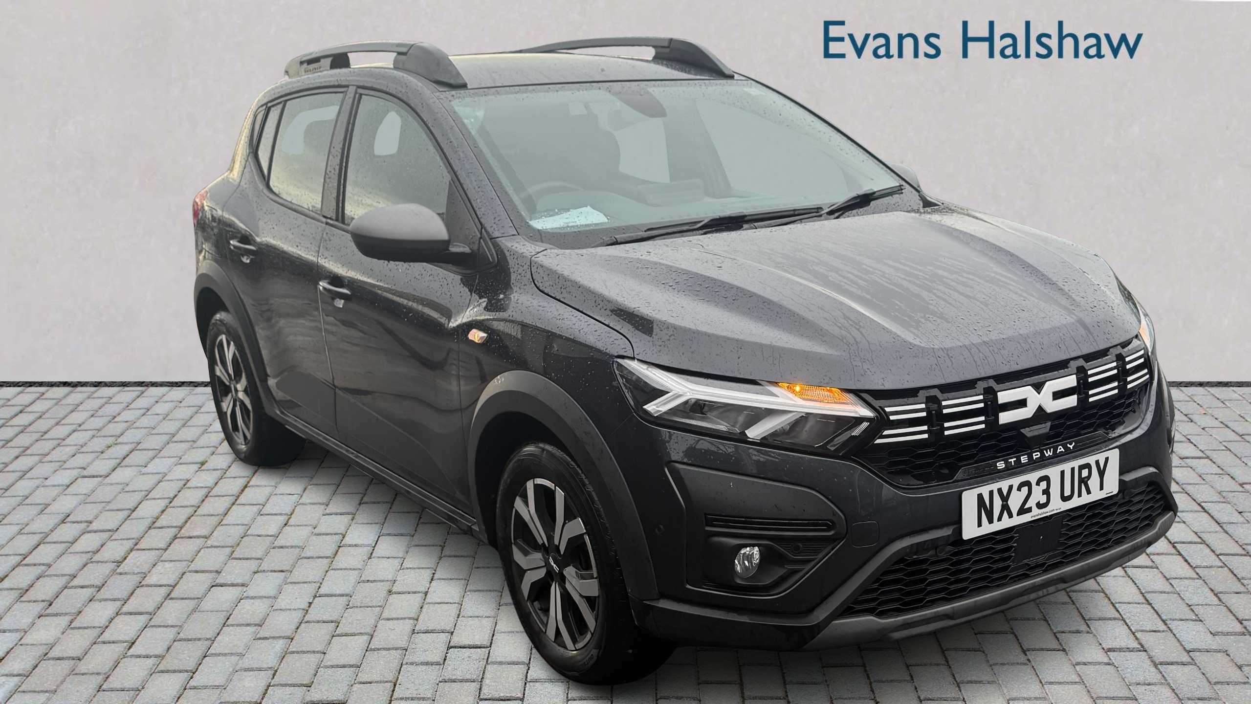 Main listing image - Dacia Sandero Stepway