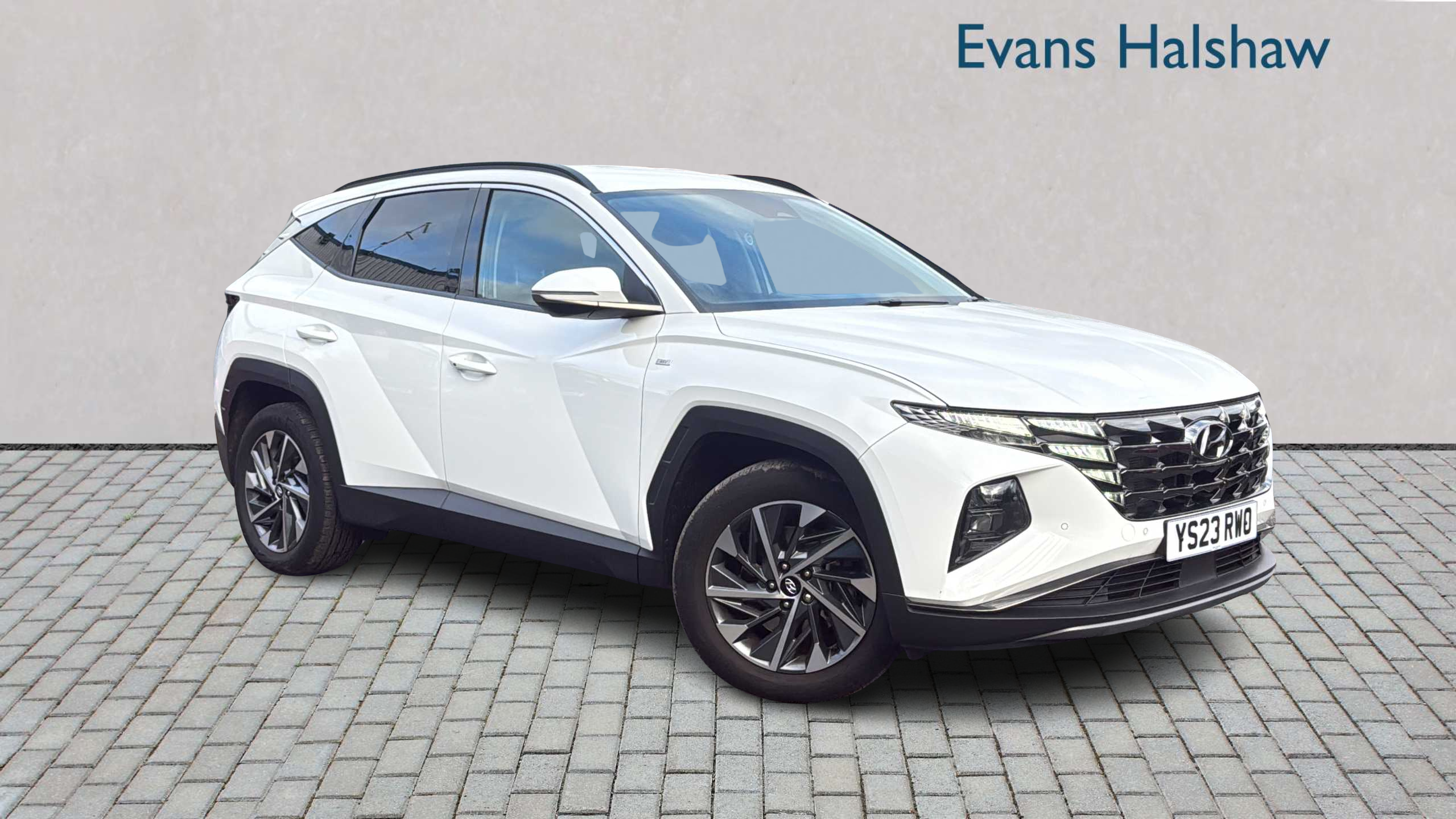 Main listing image - Hyundai Tucson