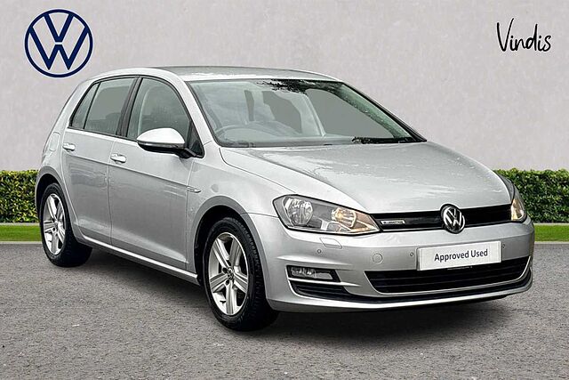 Main listing image - Volkswagen Golf