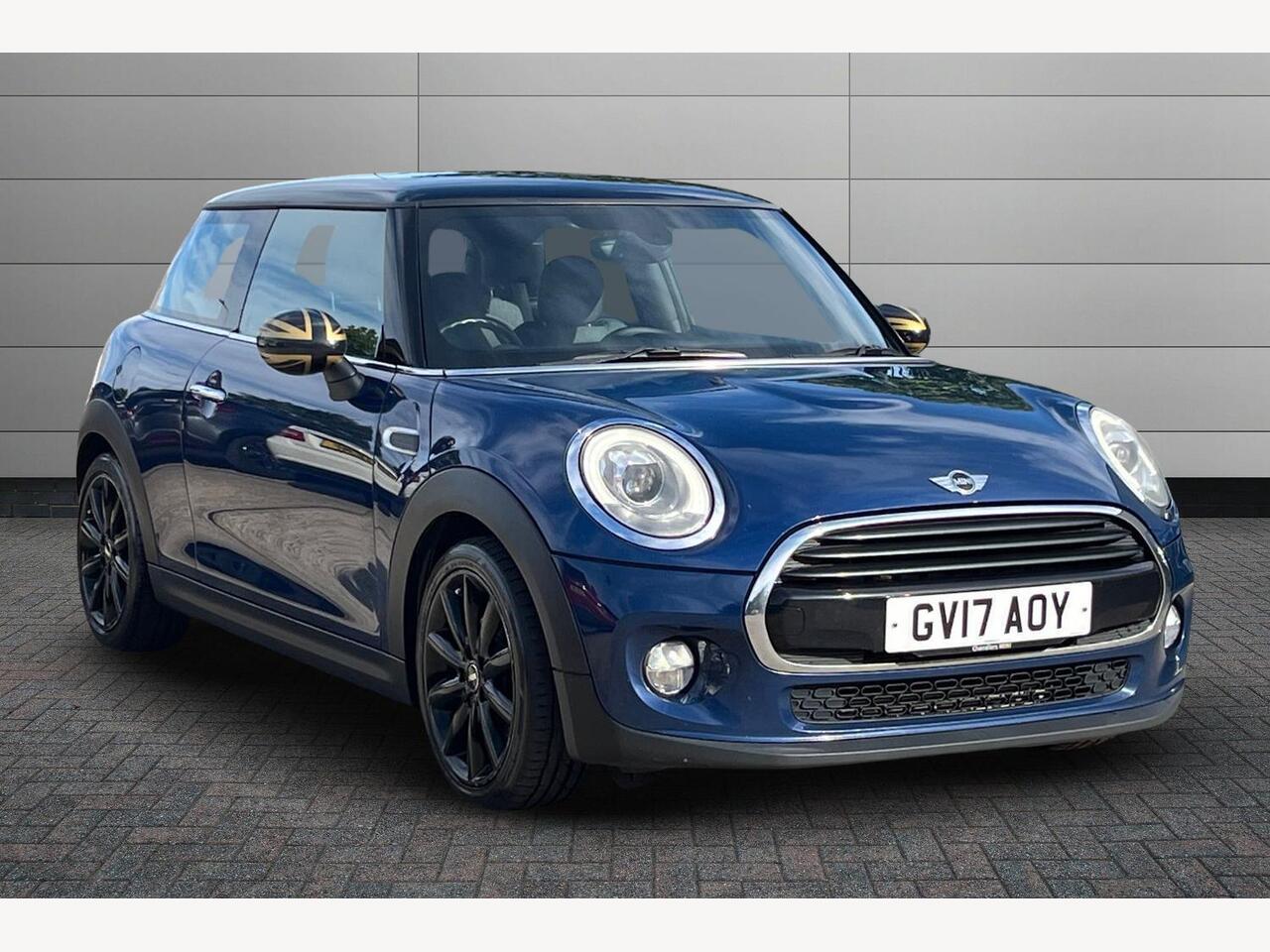 Main listing image - MINI Hatchback