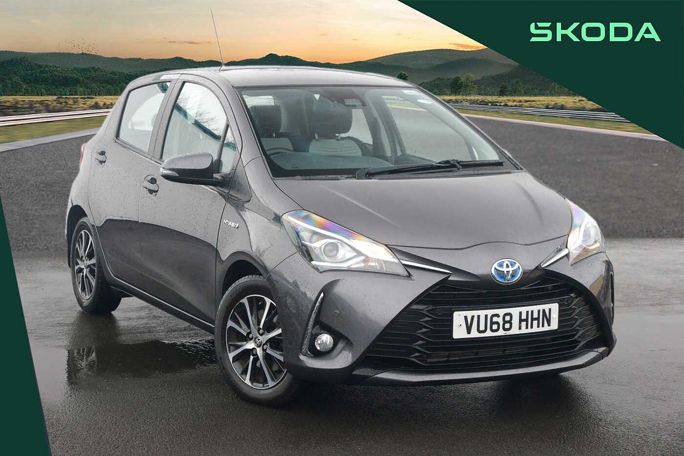 Main listing image - Toyota Yaris