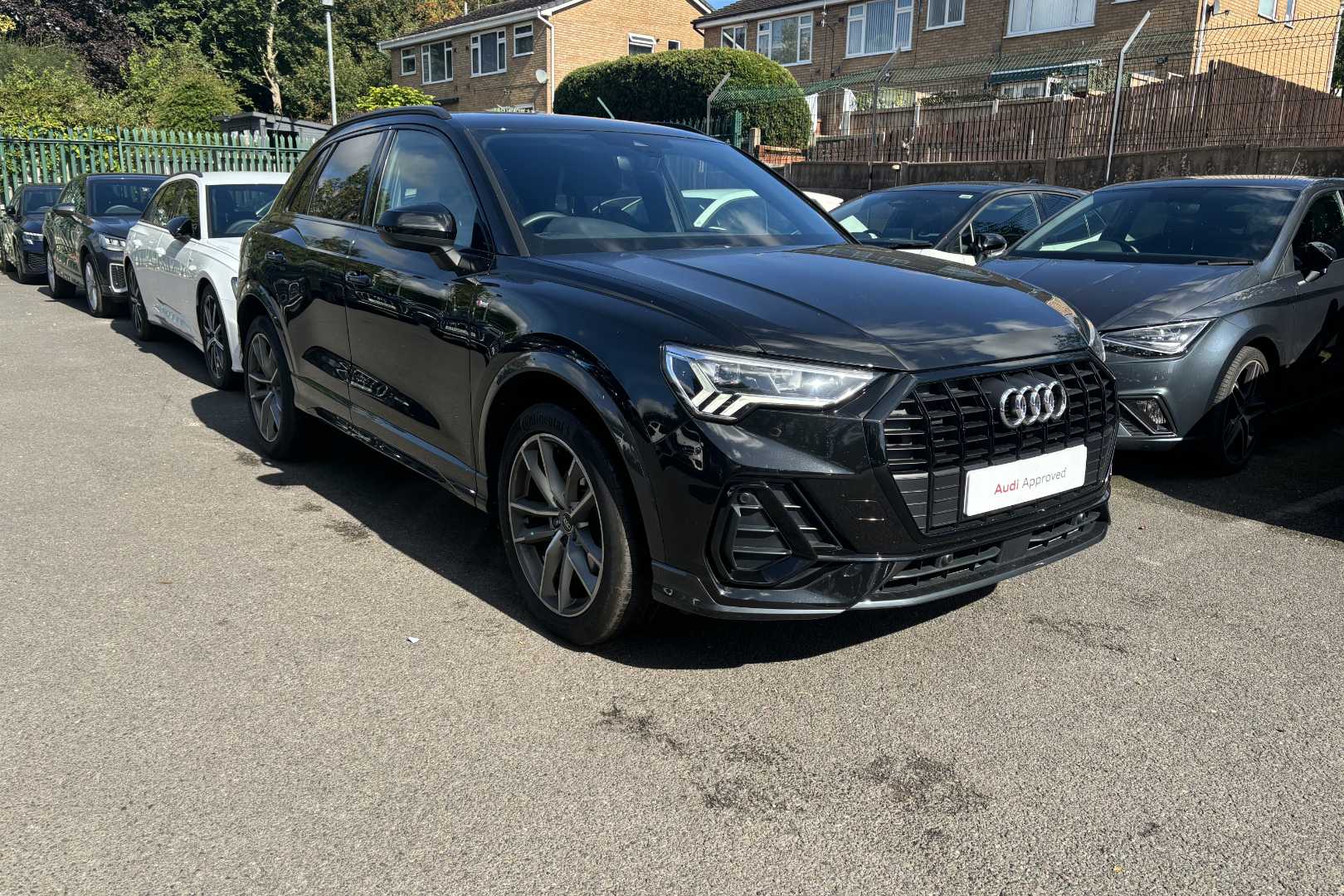 Main listing image - Audi Q3