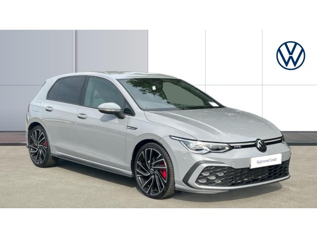 Main listing image - Volkswagen Golf