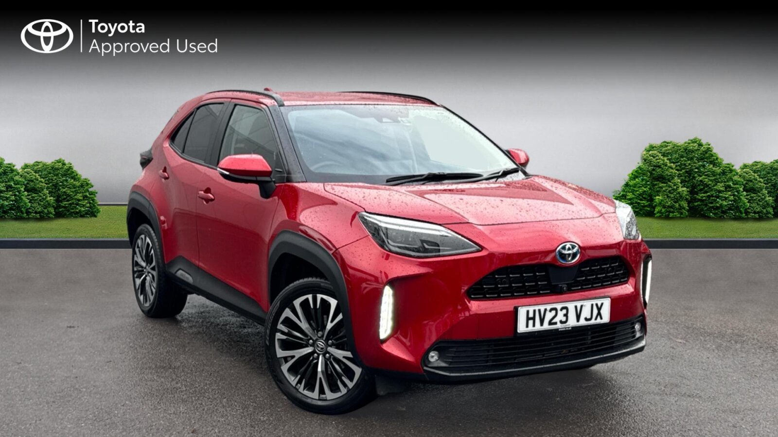 Main listing image - Toyota Yaris Cross