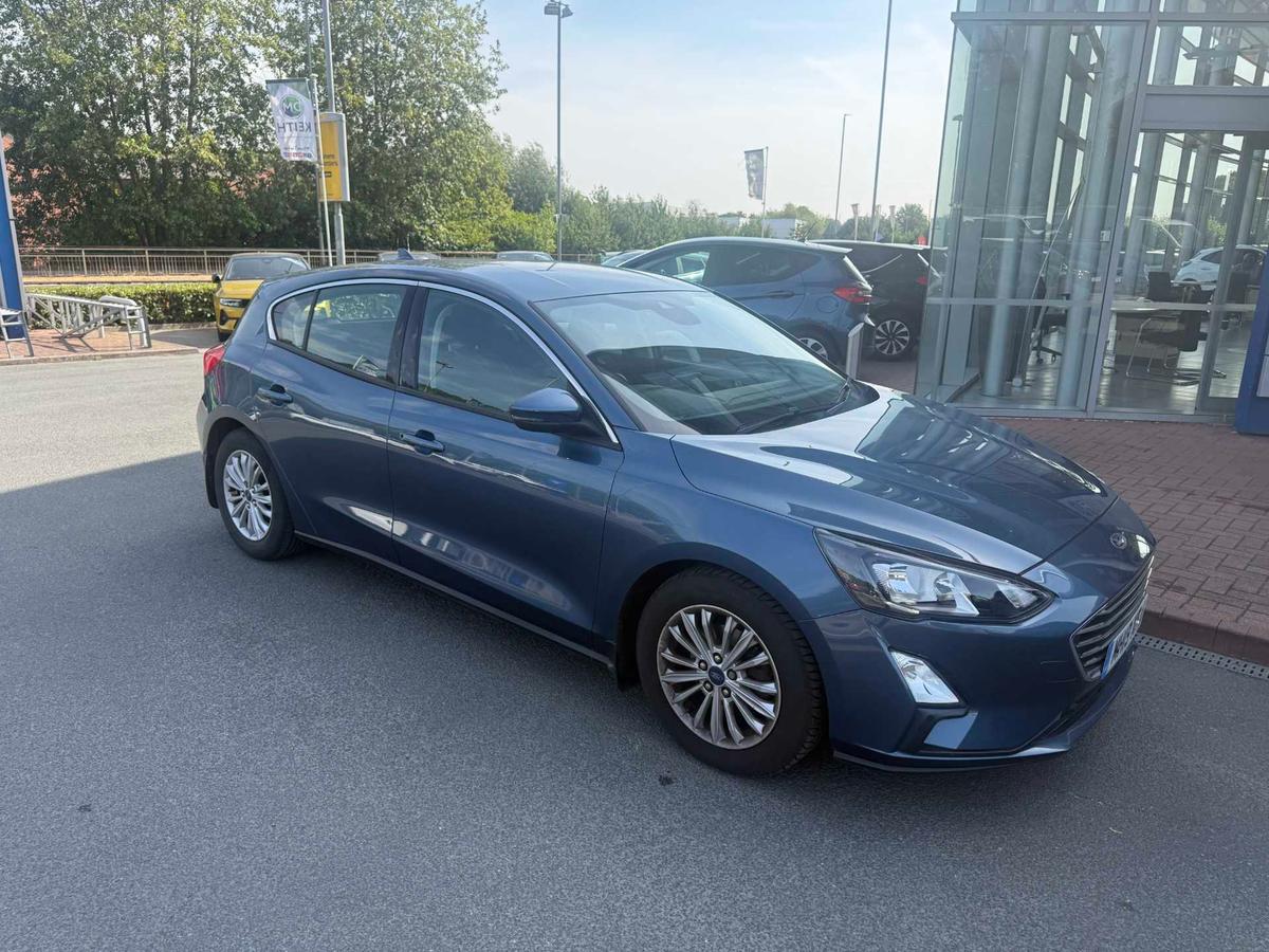 Main listing image - Ford Focus