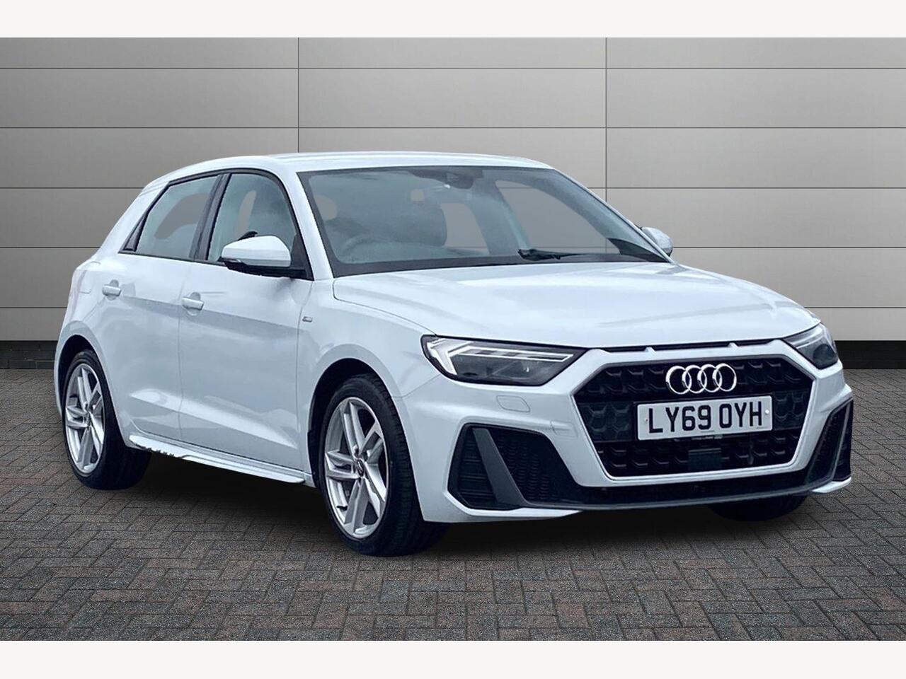 Main listing image - Audi A1