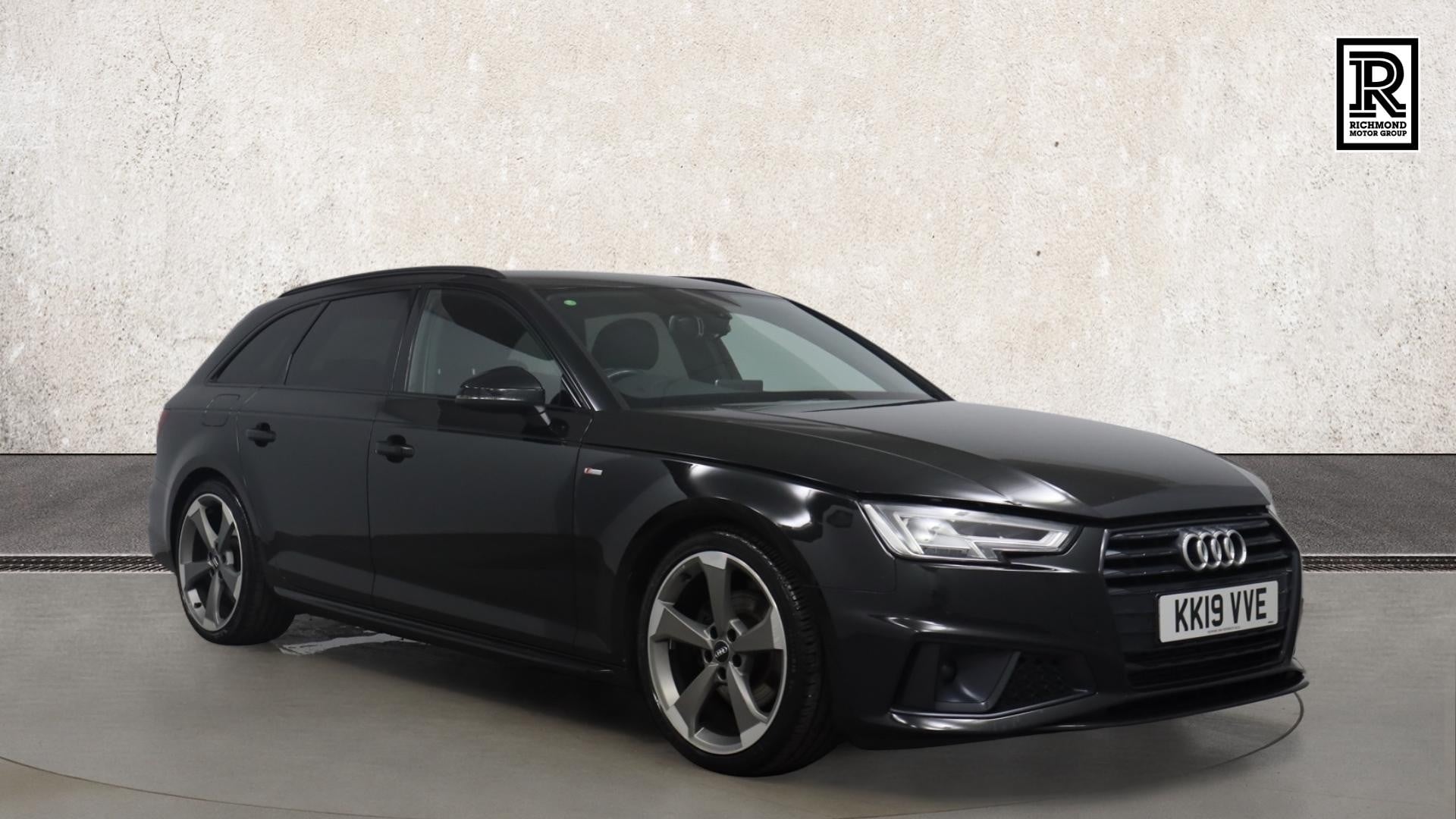 Main listing image - Audi A4