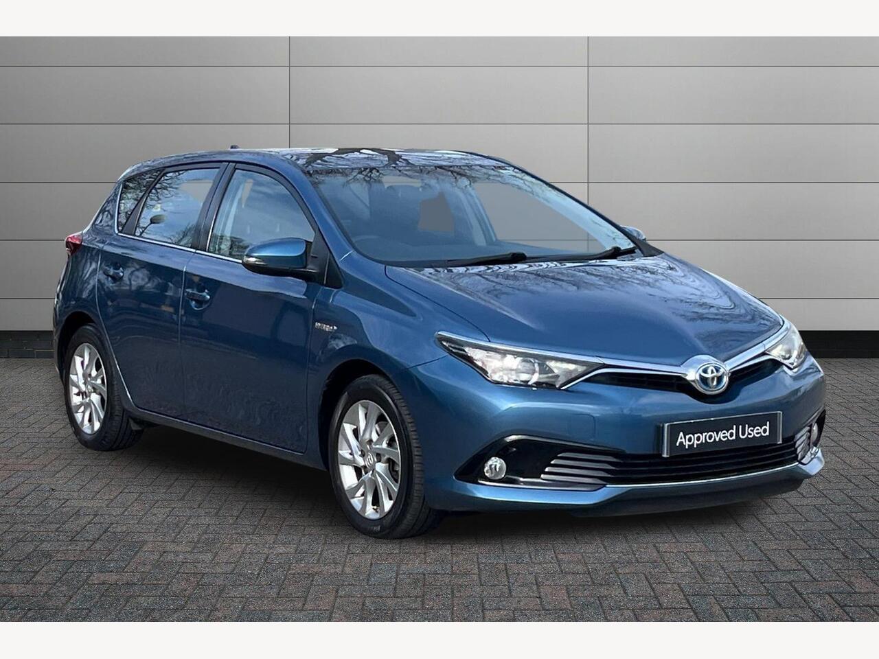 Main listing image - Toyota Auris