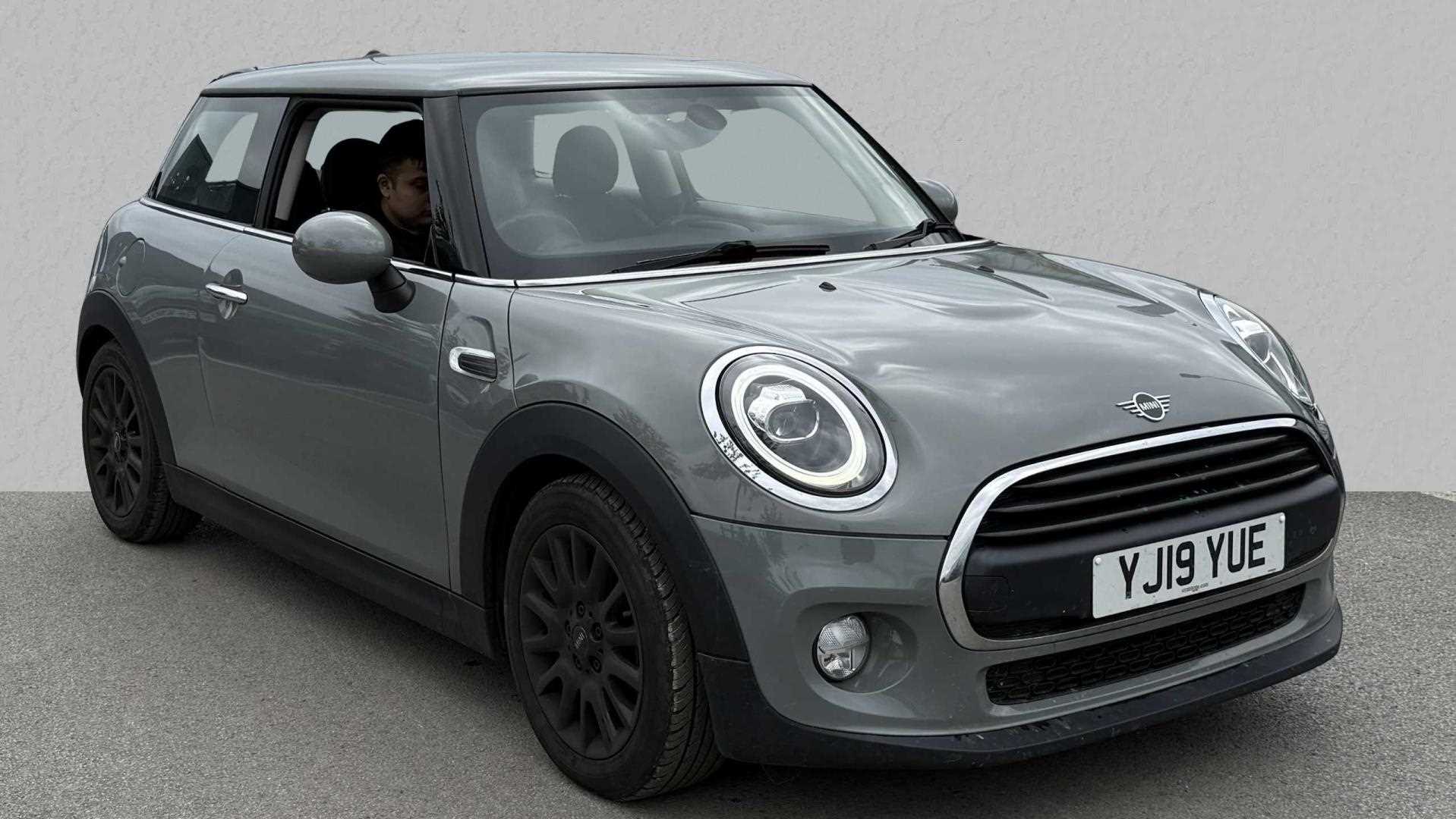 Main listing image - MINI Hatchback