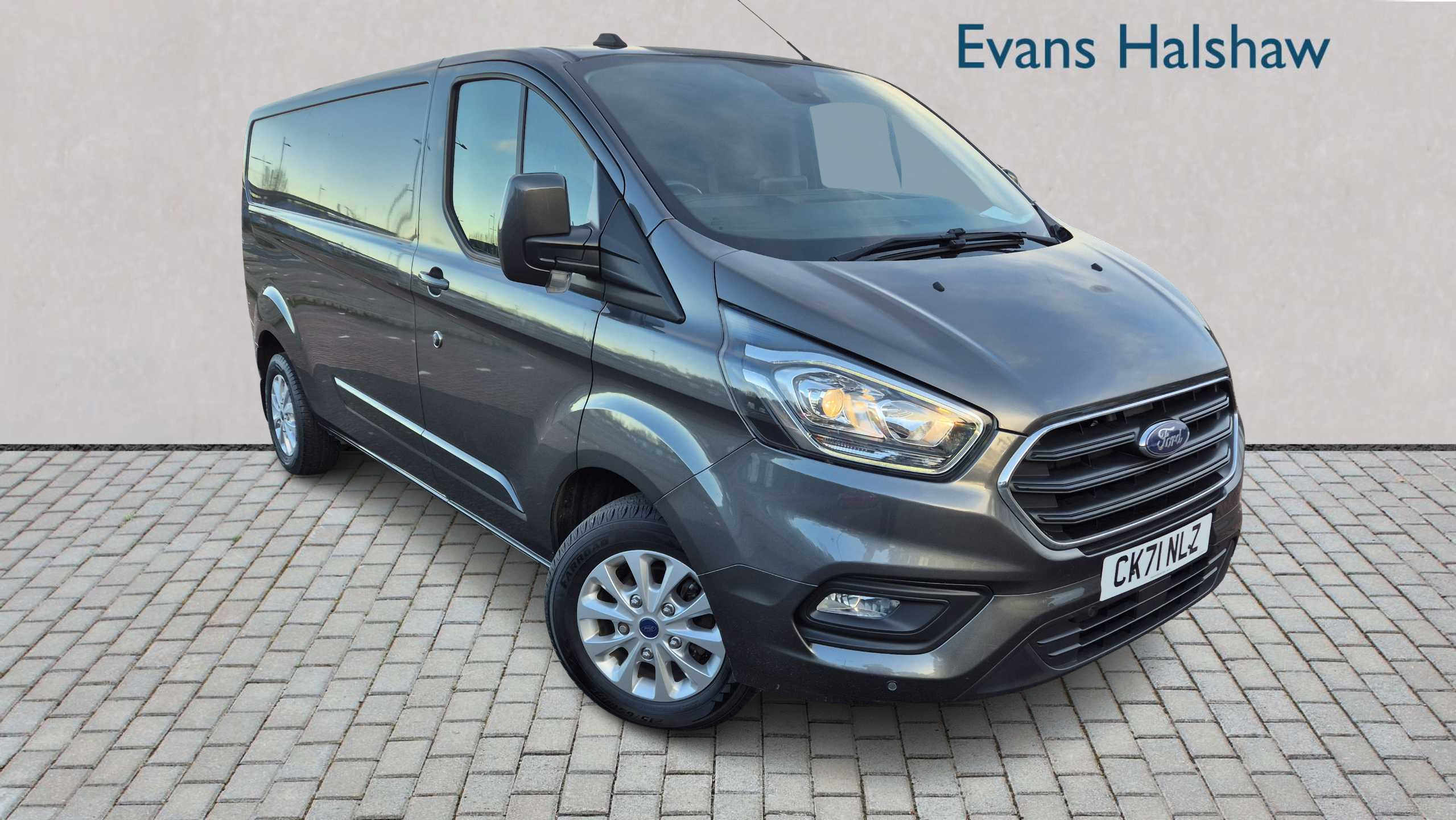 Main listing image - Ford Transit Custom
