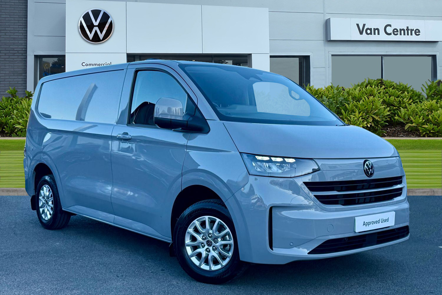 Main listing image - Volkswagen Transporter