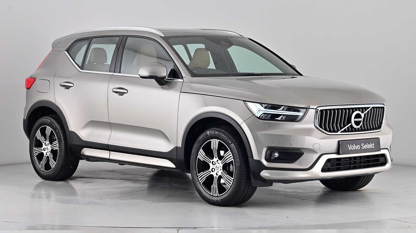 Main listing image - Volvo XC40