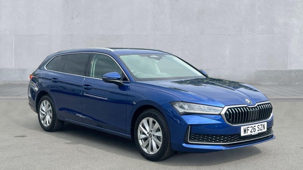 Main listing image - Skoda Superb
