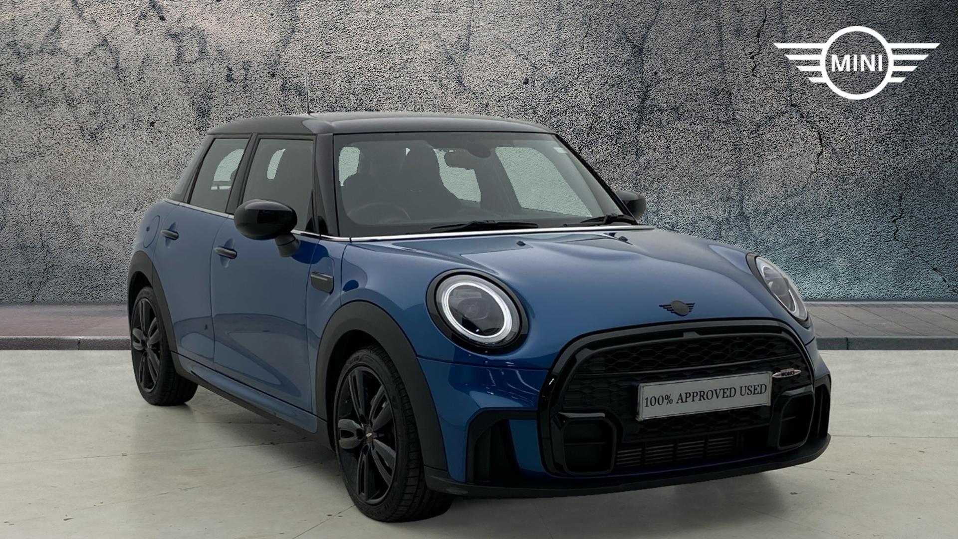 Main listing image - MINI Hatchback 5dr