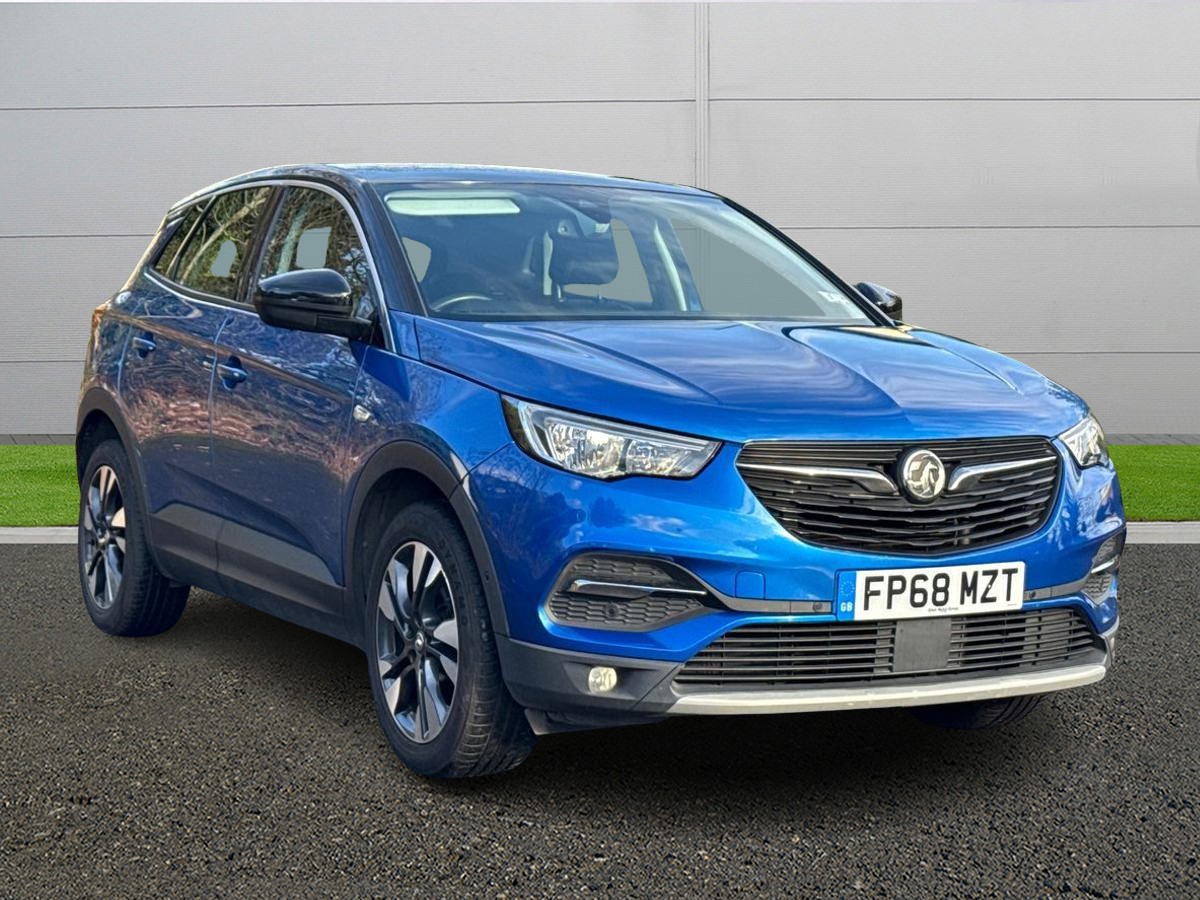 Main listing image - Vauxhall Grandland X