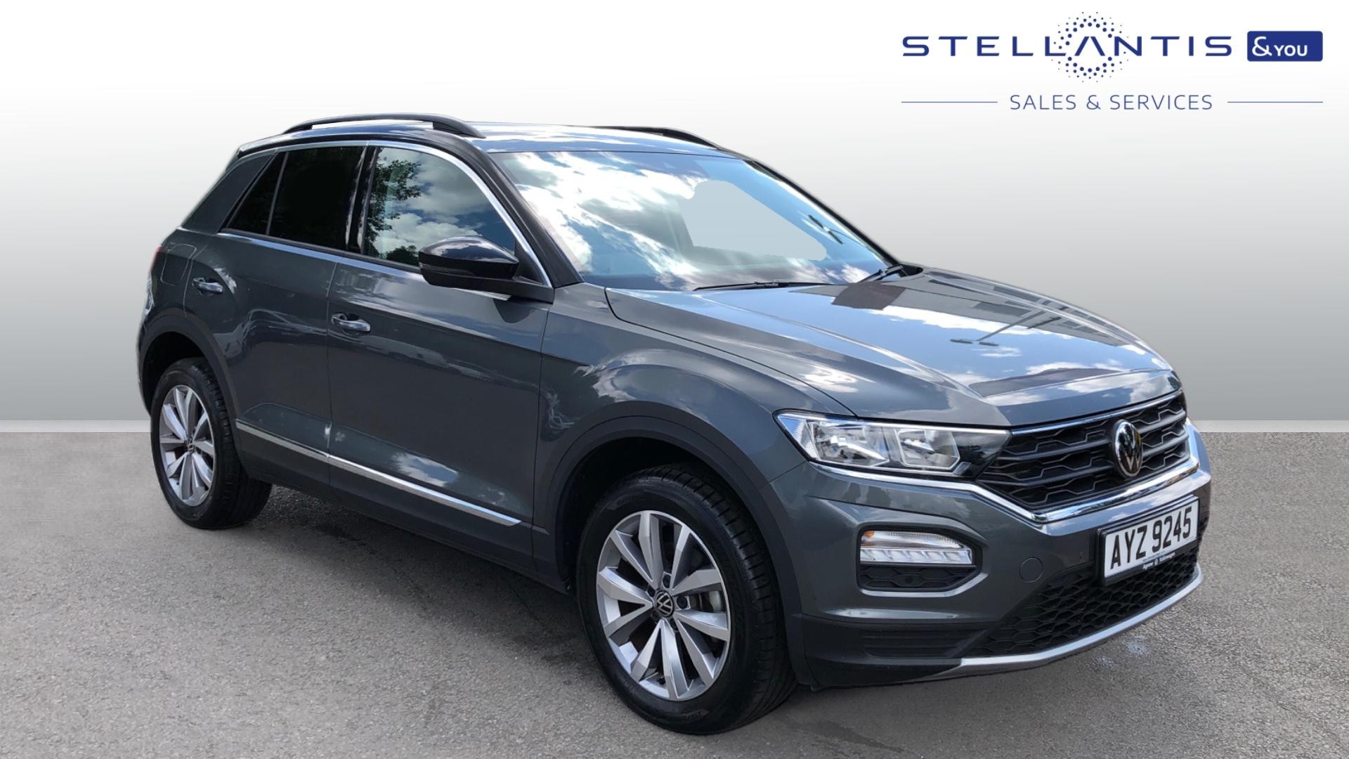 Main listing image - Volkswagen T-Roc