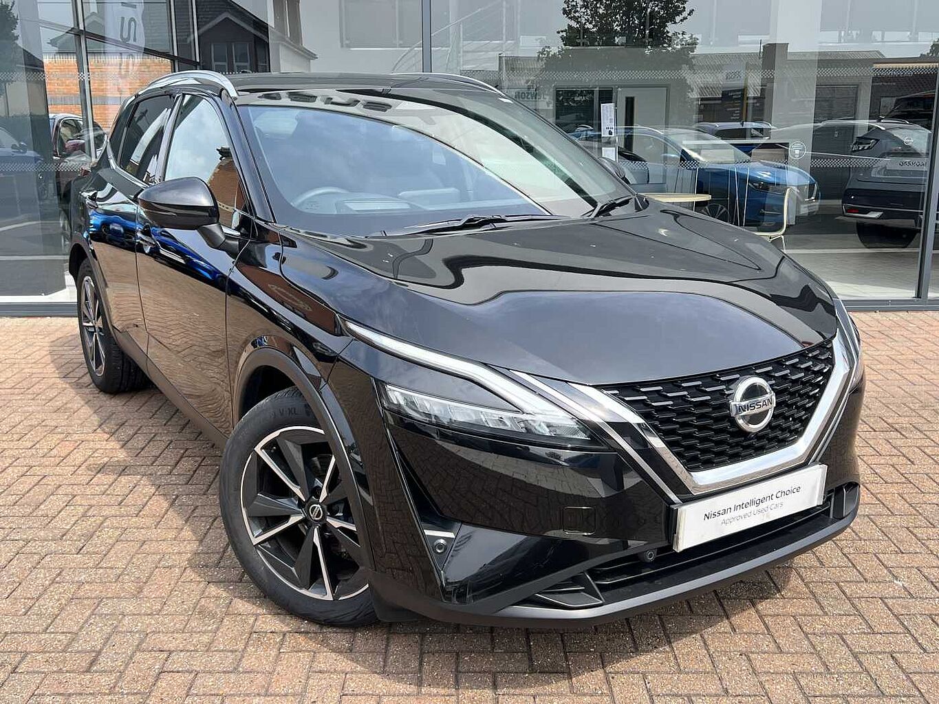 Main listing image - Nissan Qashqai