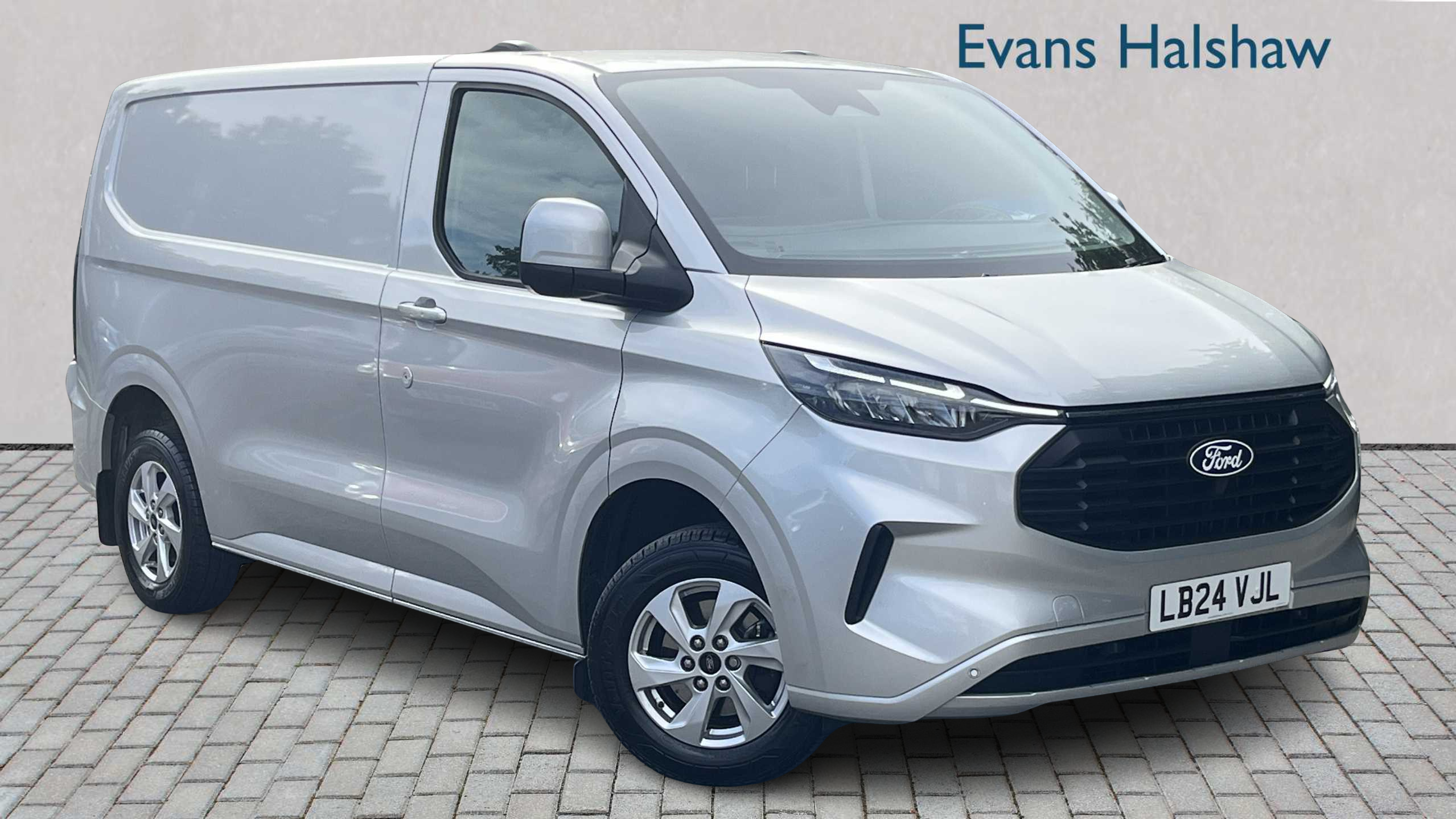 Main listing image - Ford Transit Custom