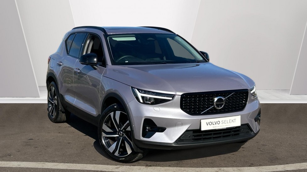 Main listing image - Volvo XC40