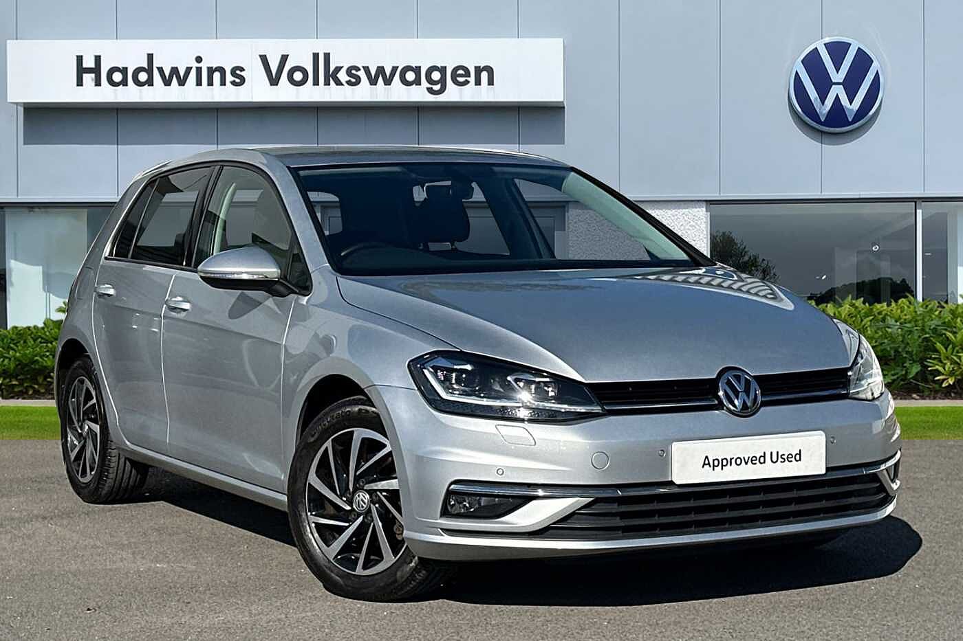 Main listing image - Volkswagen Golf