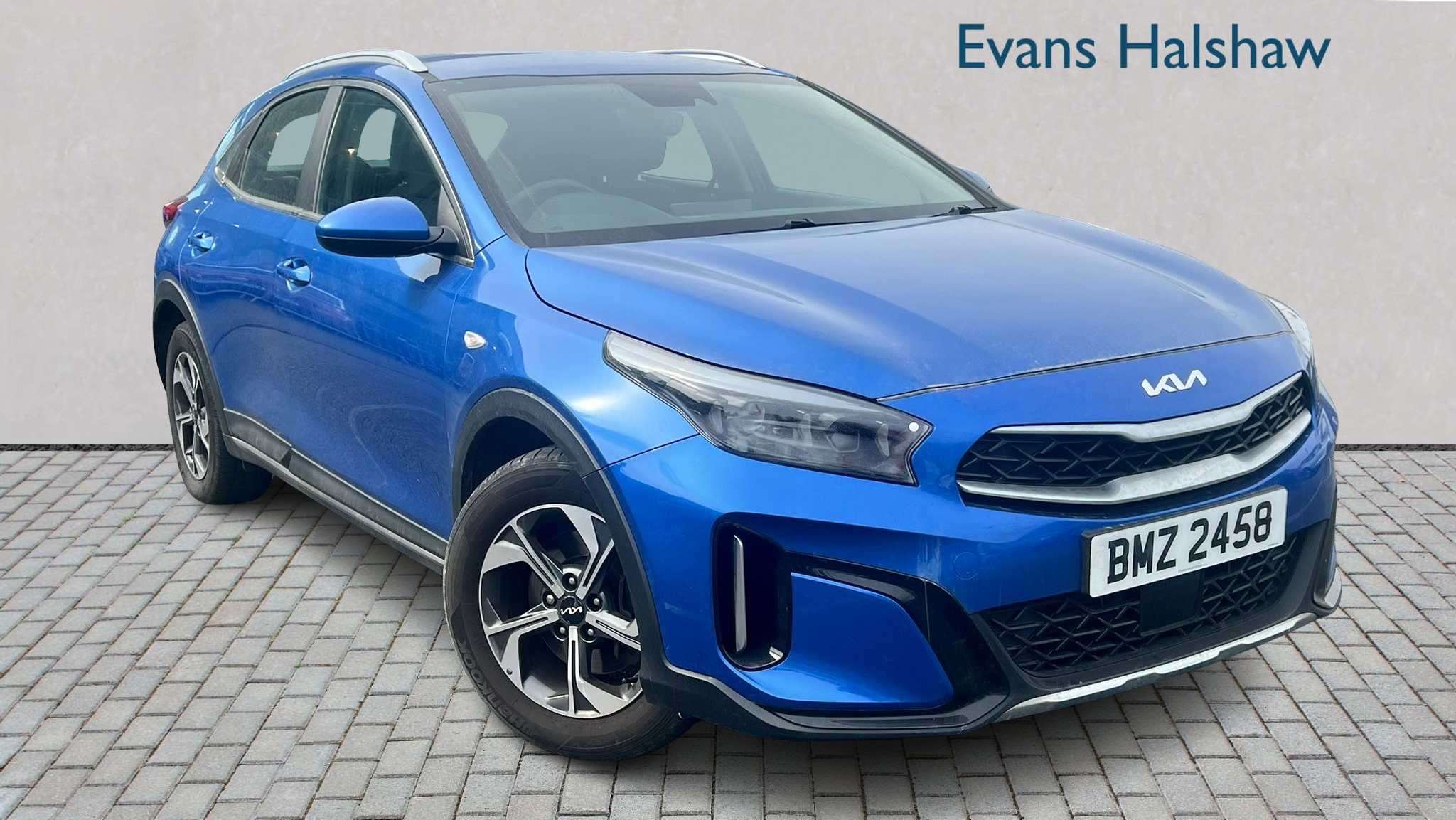 Main listing image - Kia XCeed