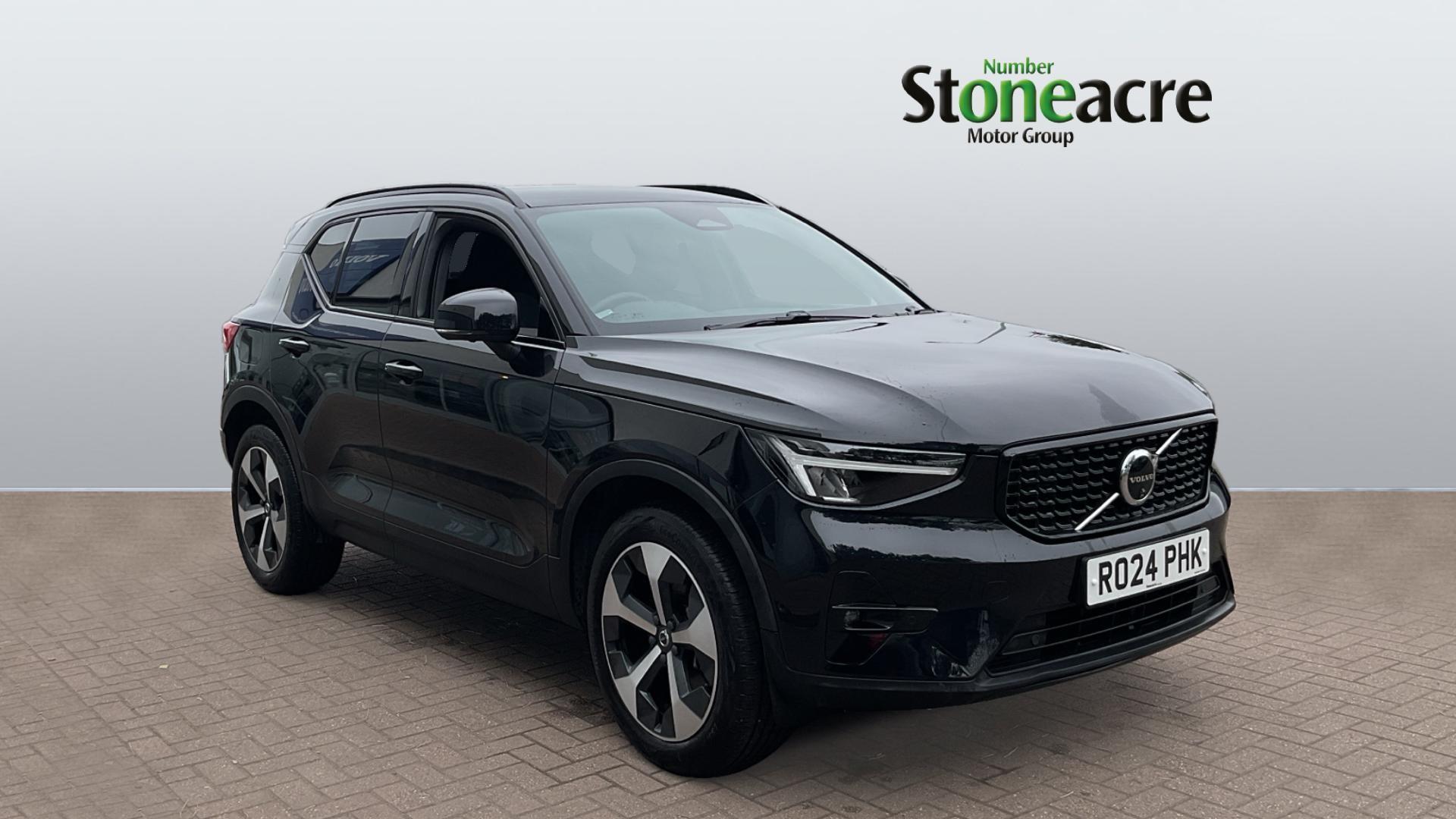Main listing image - Volvo XC40