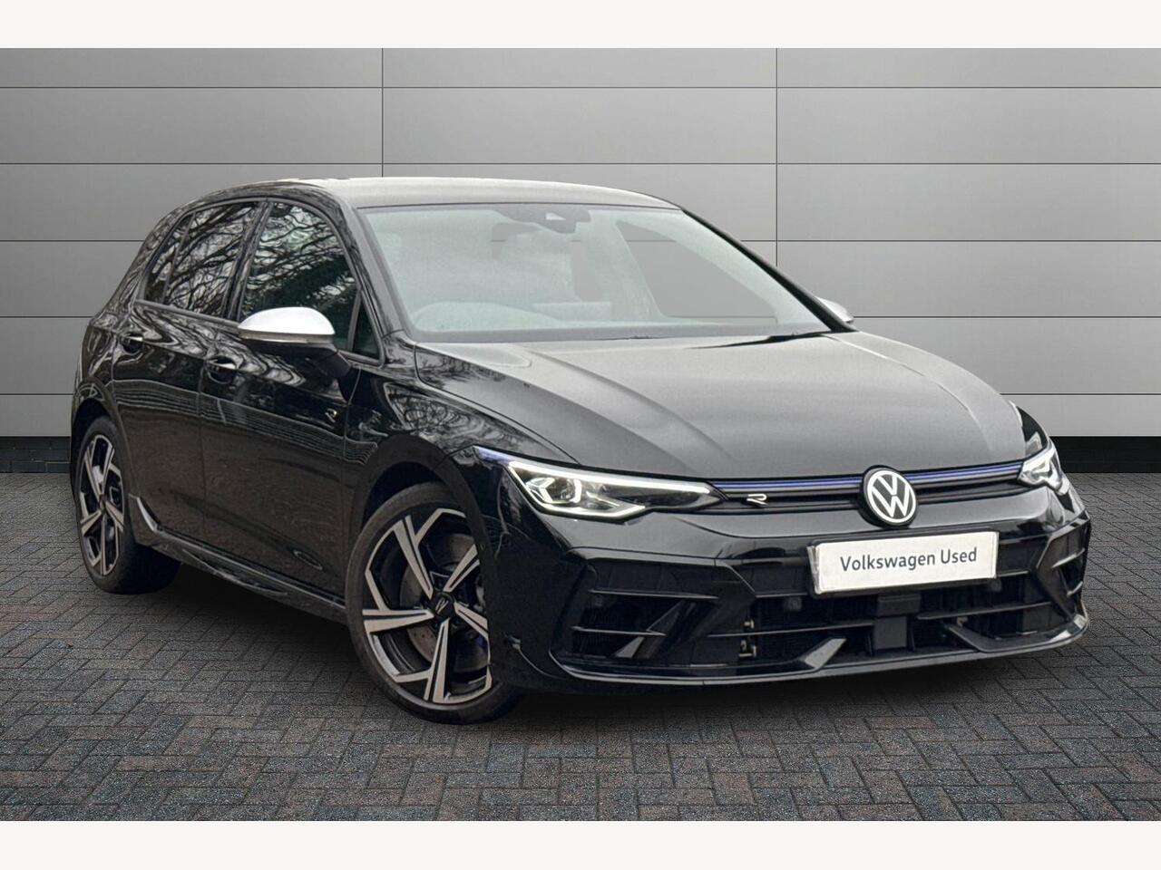 Main listing image - Volkswagen Golf R