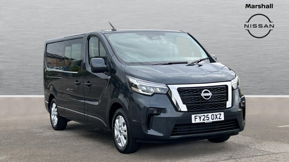 Main listing image - Nissan Primastar
